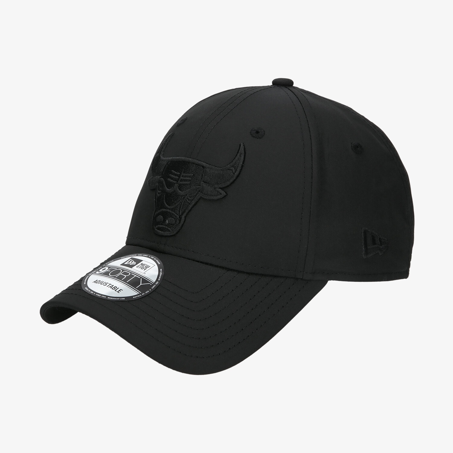 Bărbați șapcă NEW ERA CACIULA TONAL NYLON 9FORTY BULLS CHICAGO BULLS BLK 12489975 Negru