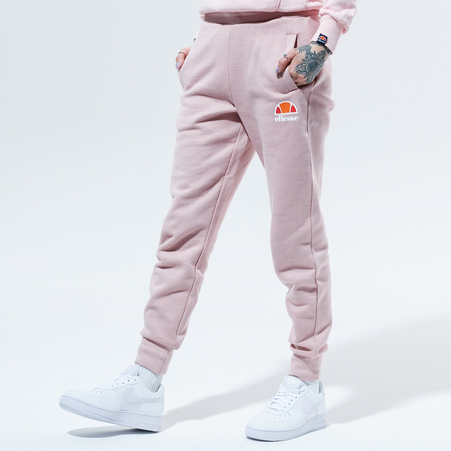 Femei pantaloni ELLESSE PANTALONI  QUEENSTOWN SGG07458PINK Roz