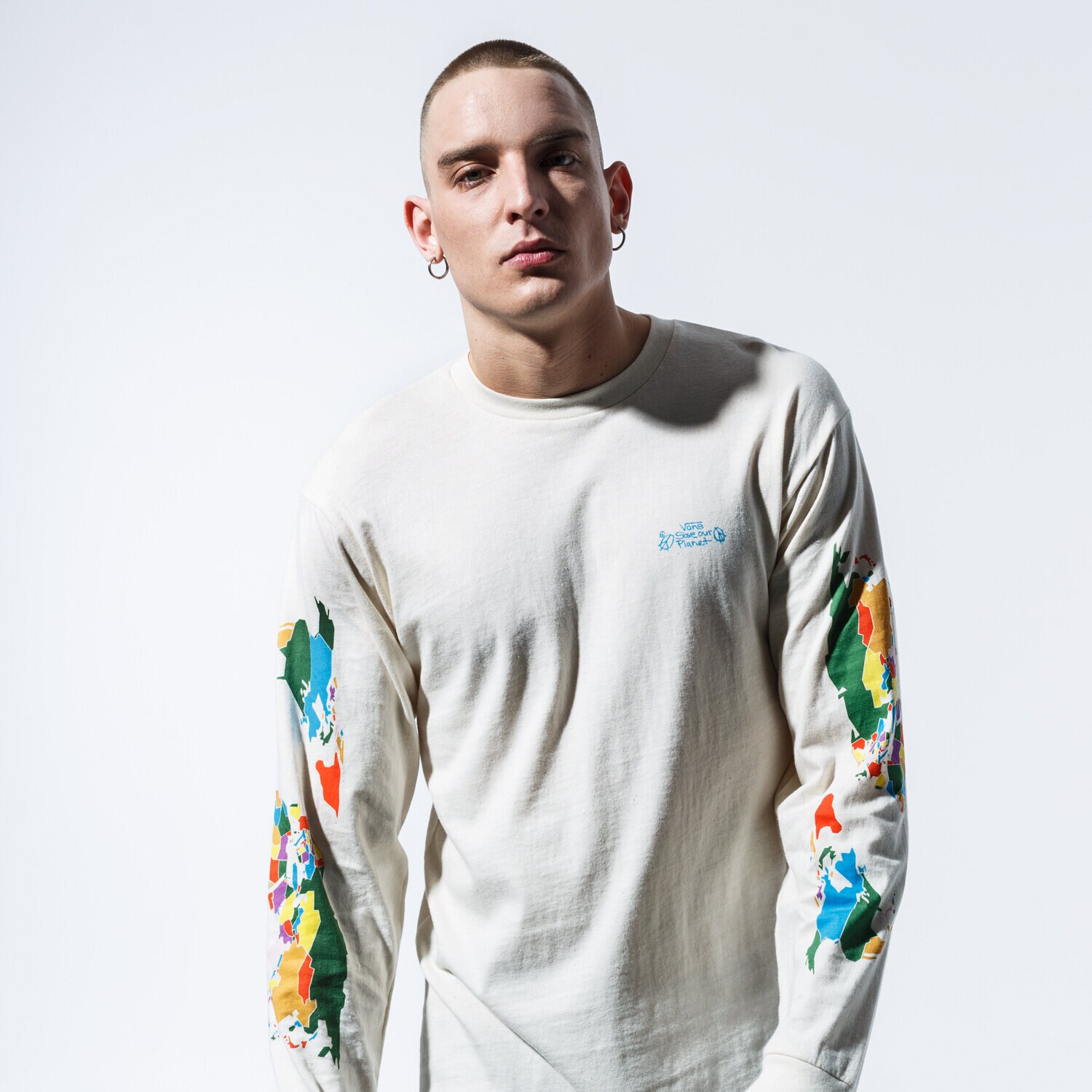 Bărbați tricou VANS TRICOU SAVE OUR PLANET LS VN0A49KA7VJ1 Alb