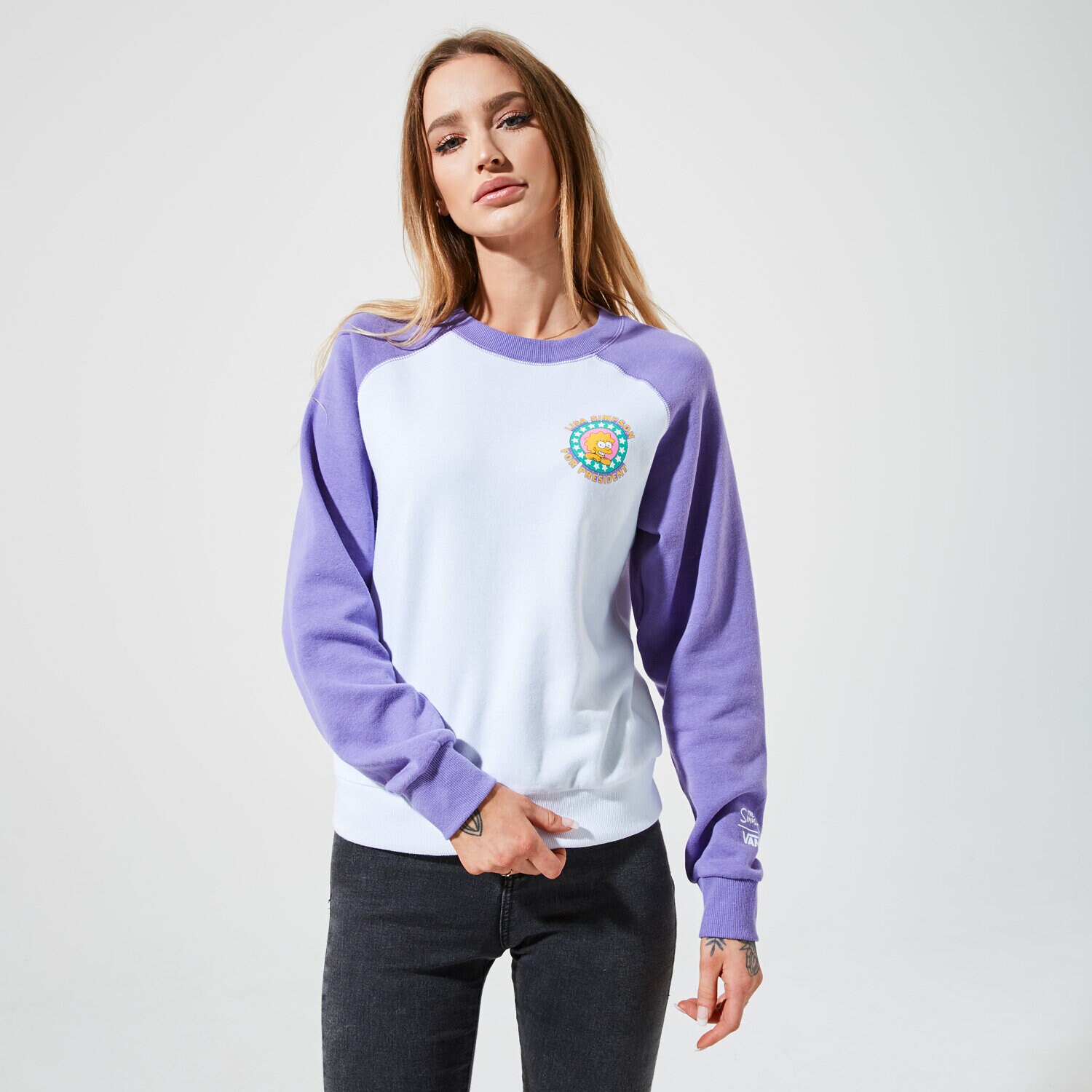 Femei bluză VANS BLUZĂ VANS X THE SIMPSONS LISA FLEECE VN0A4V4C17G Alb