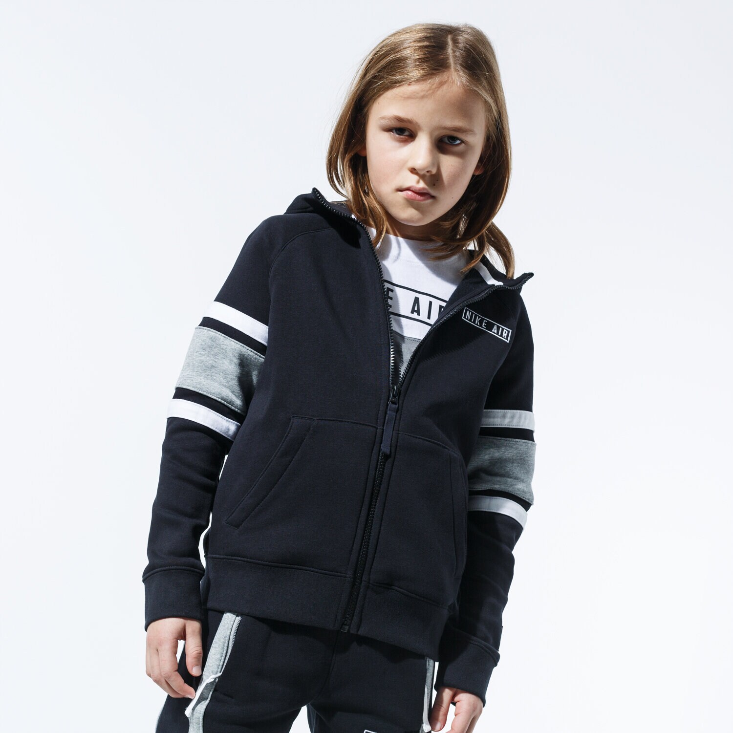 Copii bluză NIKE BLUZĂ CU GLUGĂ B NK AIR HOODIE FZ BV3590-010 Negru