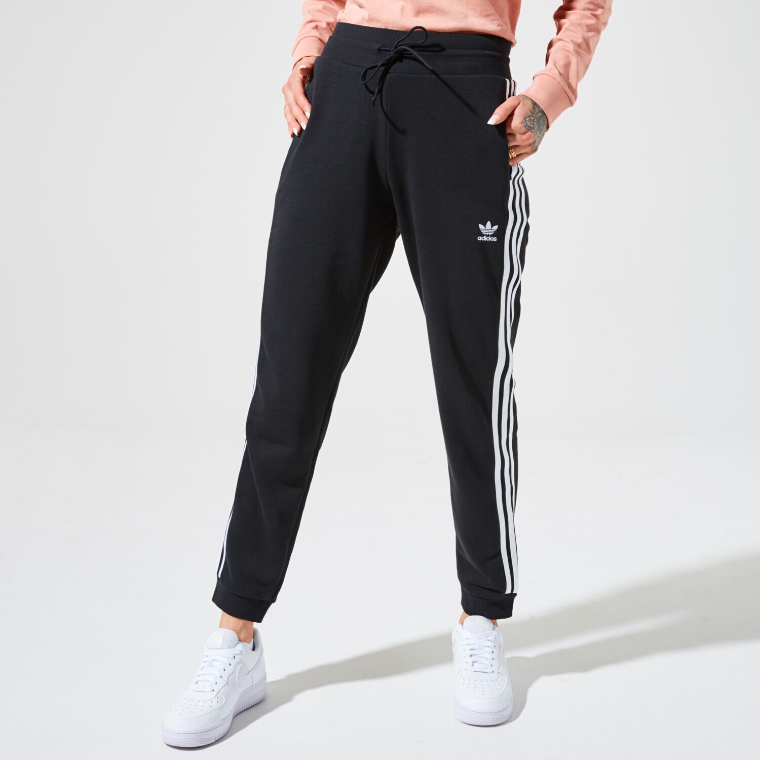 Femei pantaloni ADIDAS PANTALONI  SLIM GD2255 Negru