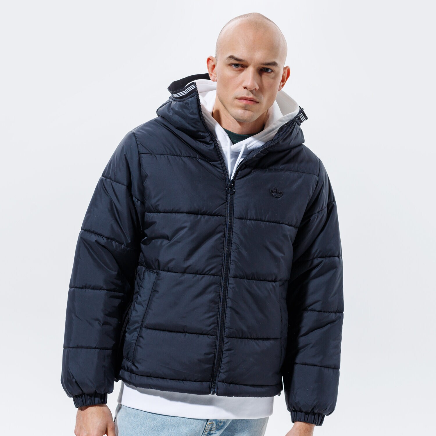 Bărbați eacă de iarnă ADIDAS JACHETĂ DE IARNĂ PAD HOODED PUFF GE1291 Negru