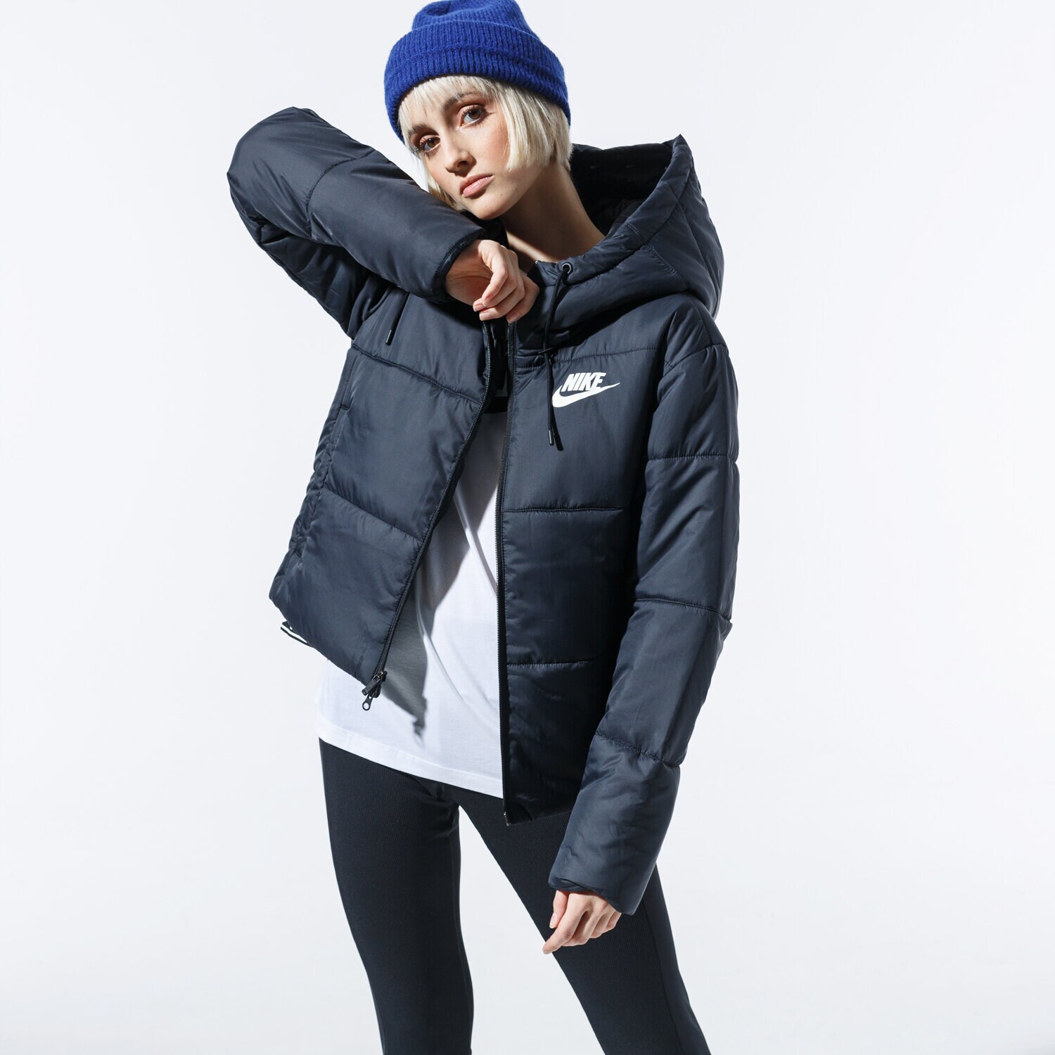 Femei geacă de iarnă NIKE JACHETĂ DE IARNĂ W NSW SYN FILL JKT HD CJ7578-010 Negru