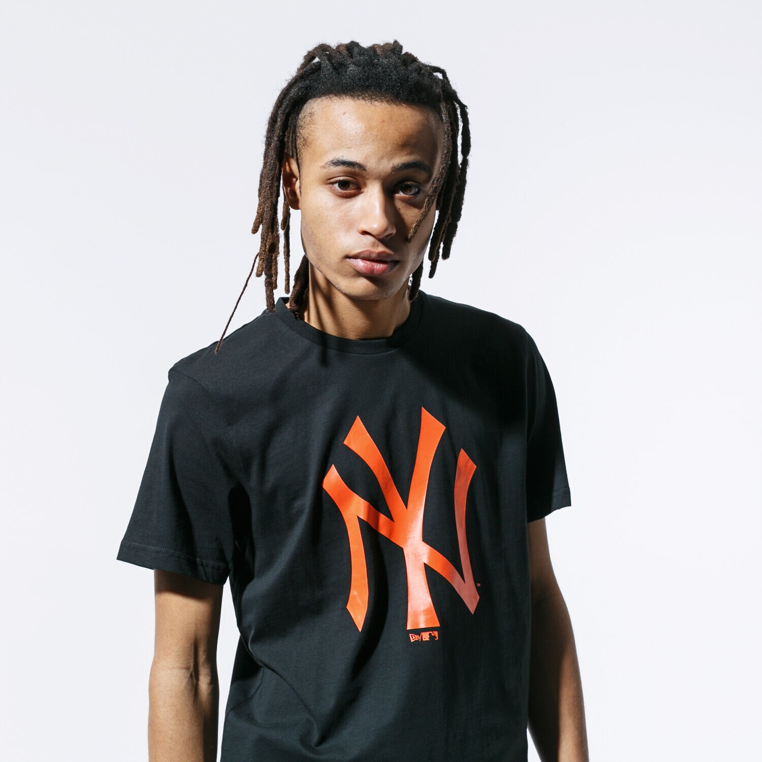 Bărbați tricou NEW ERA TRICOU MLB TEE NYY BLK NEW YORK YANKEES BLKROG 12123933 Negru