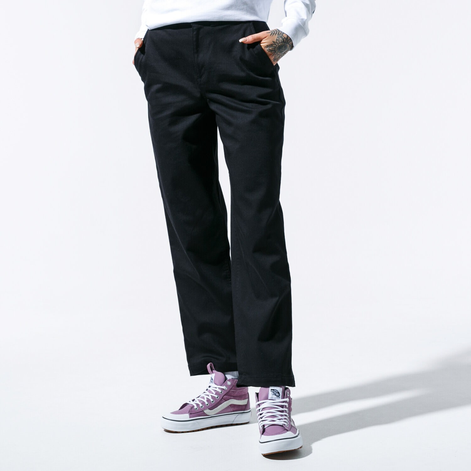 Femei pantaloni VANS PANTALONI WM AUTHENTIC CHINO WMN BLACK VN0A47SEBLK1 Negru