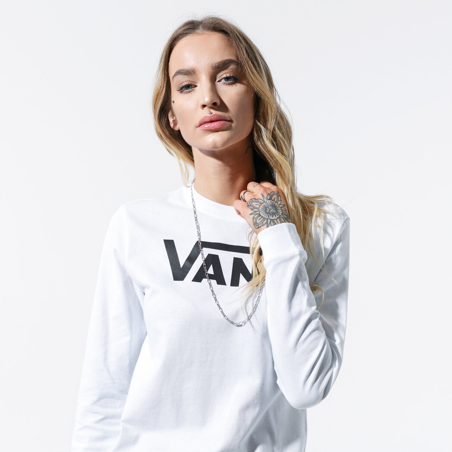 Femei tricou VANS TRICOU FLYING V LS VN0A3ULGWHT1 Alb
