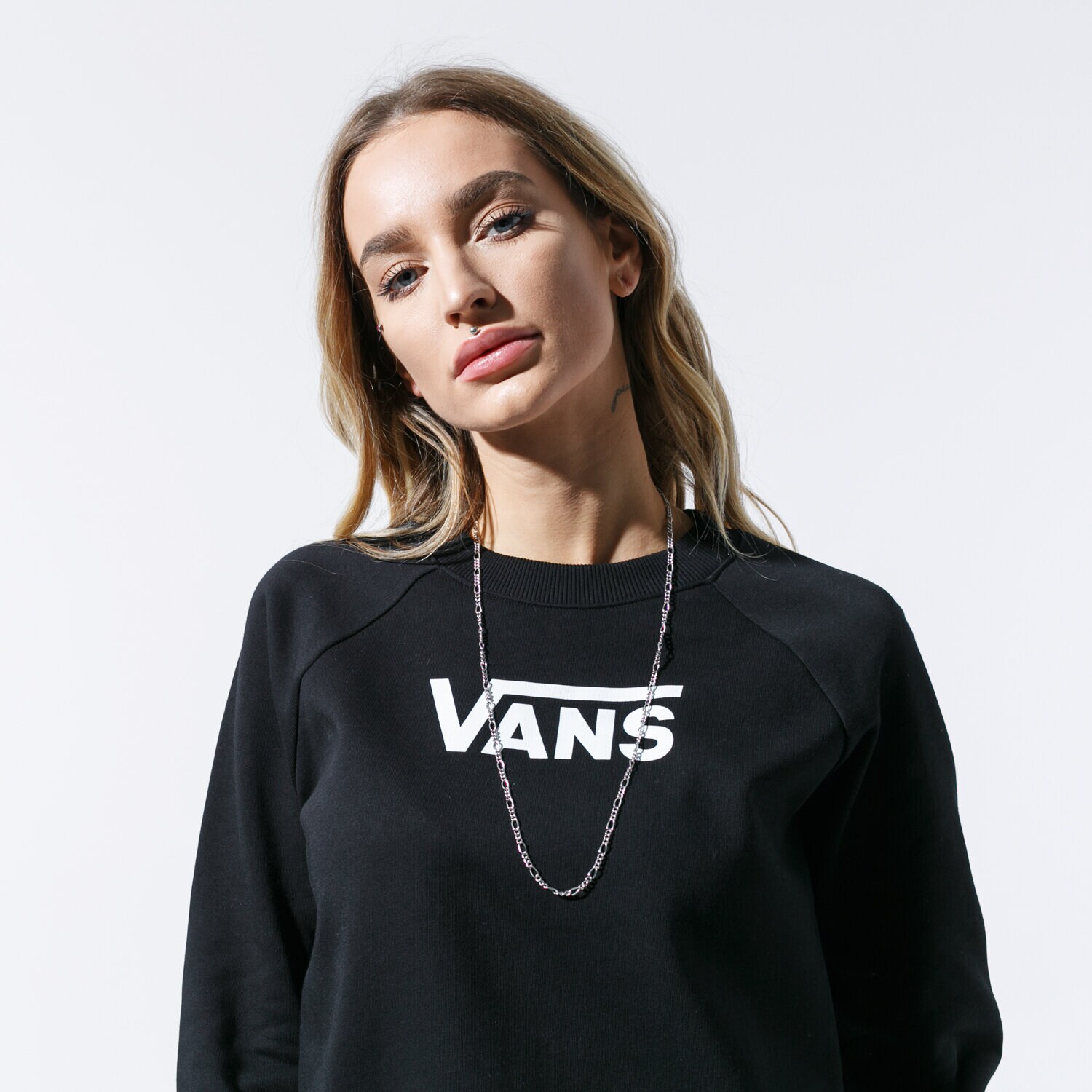 Femei bluză VANS BLUZĂ FLYING V BOXY VN0A4BD6BLK1 Negru