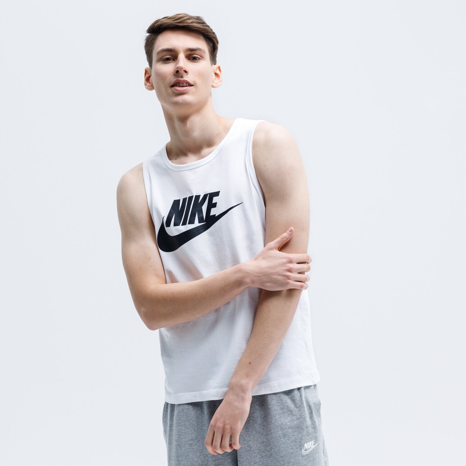 Bărbați tricou NIKE MAIOU SPORTSWEAR AR4991-101 Alb