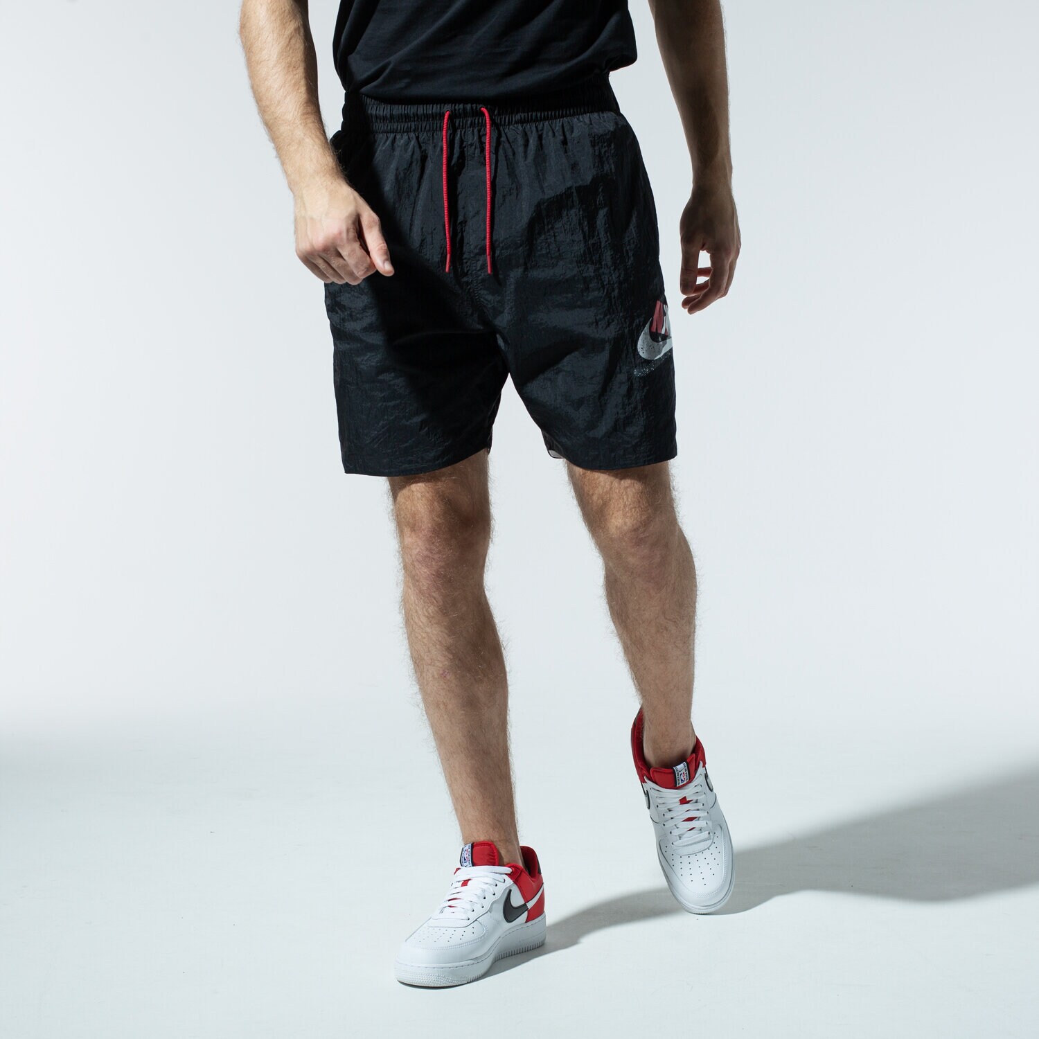 Femei pantaloni scurți JORDAN PANTALONI SCURȚI M J 7" JUMPMAN POOLSIDE SHORT CZ8522-010 Negru