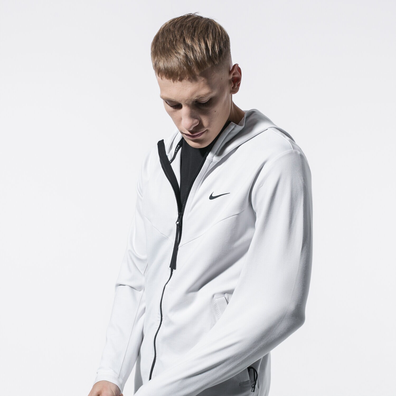 Bărbați bluză NIKE BLUZĂ M NSW TCH PCK JKT HD FZ KNIT BV4489-094 Bej