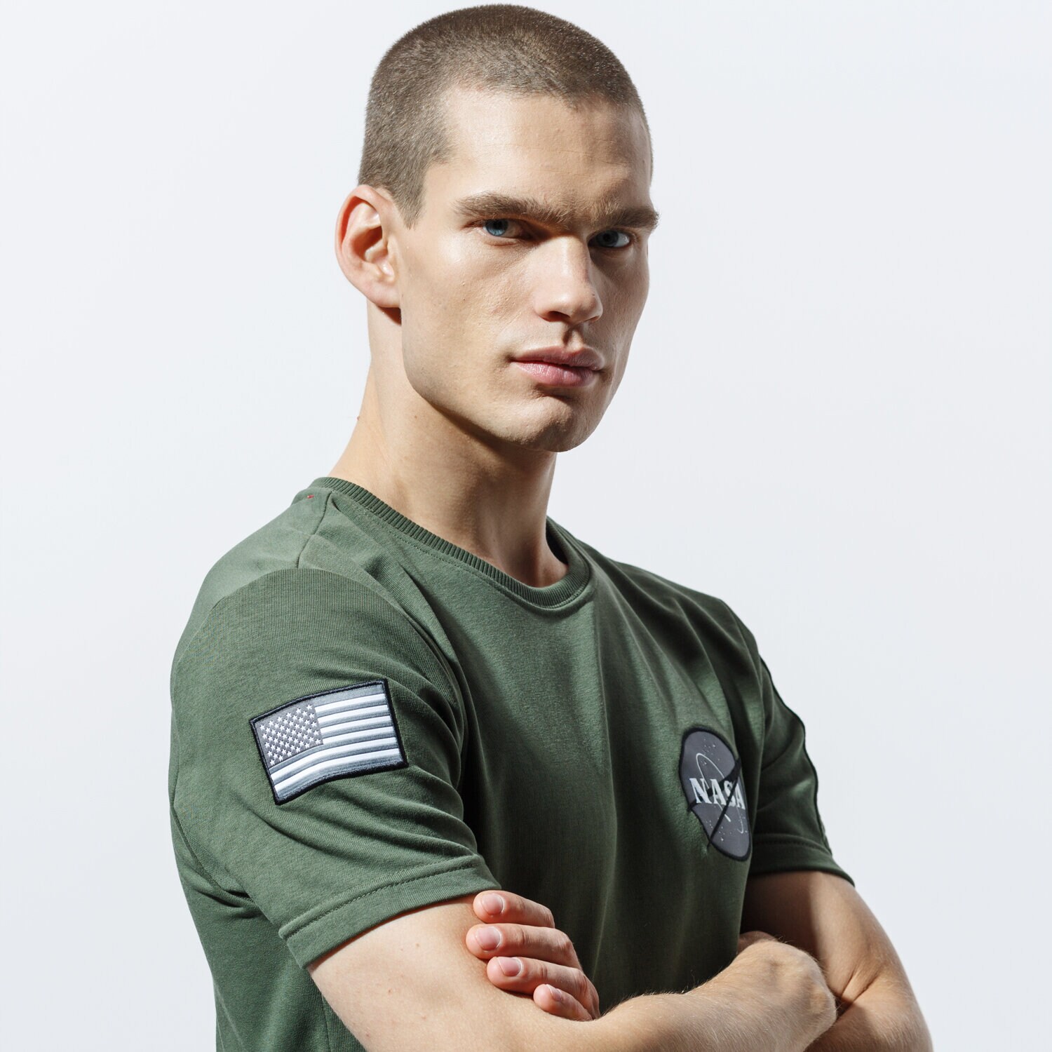 Bărbați tricou ALPHA INDUSTRIES TRICOU NASA HEAVY T 188502142 Kaki