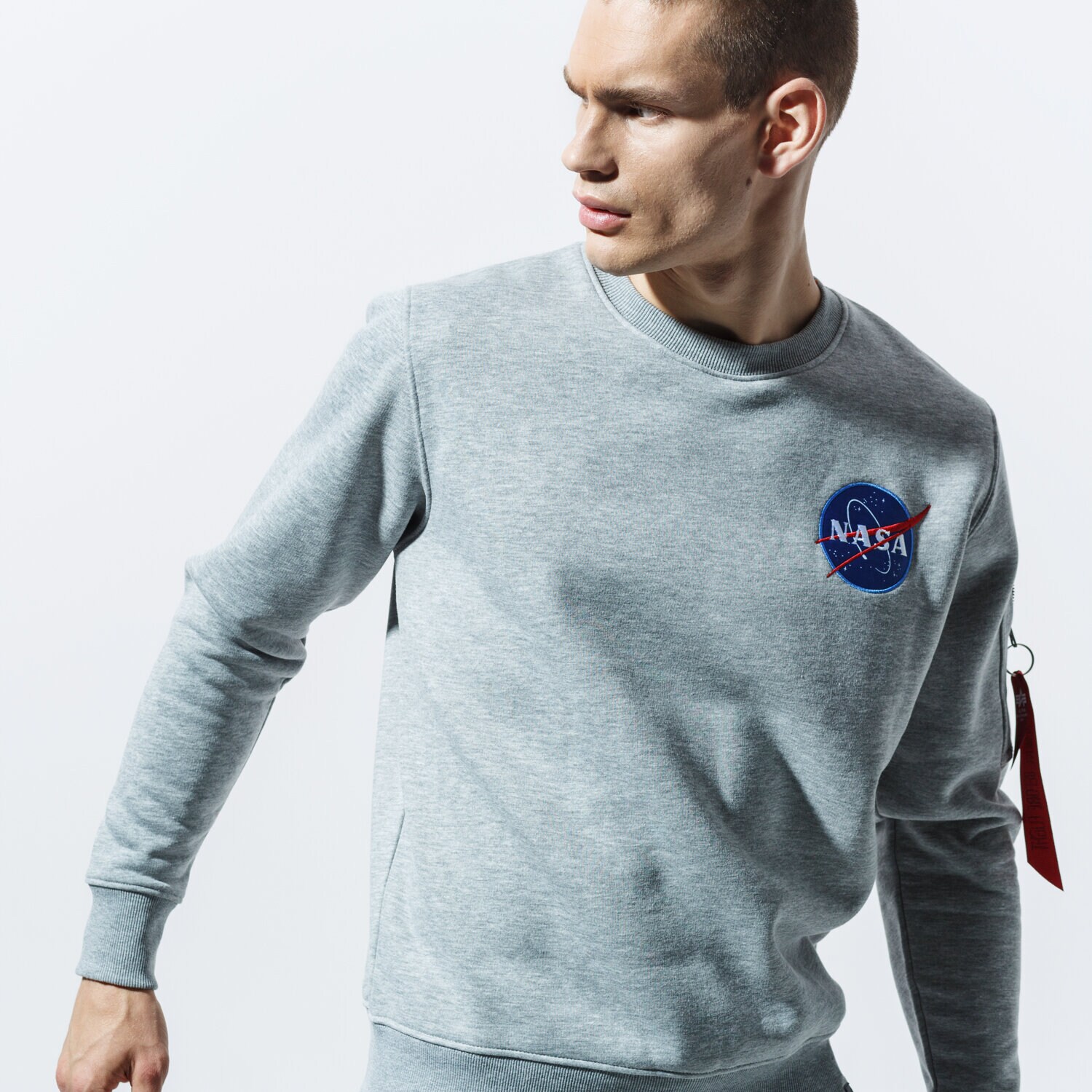 Bărbați bluză ALPHA INDUSTRIES BLUZĂ SPACE SHUTTLE SWEATER 178307-17 Gri