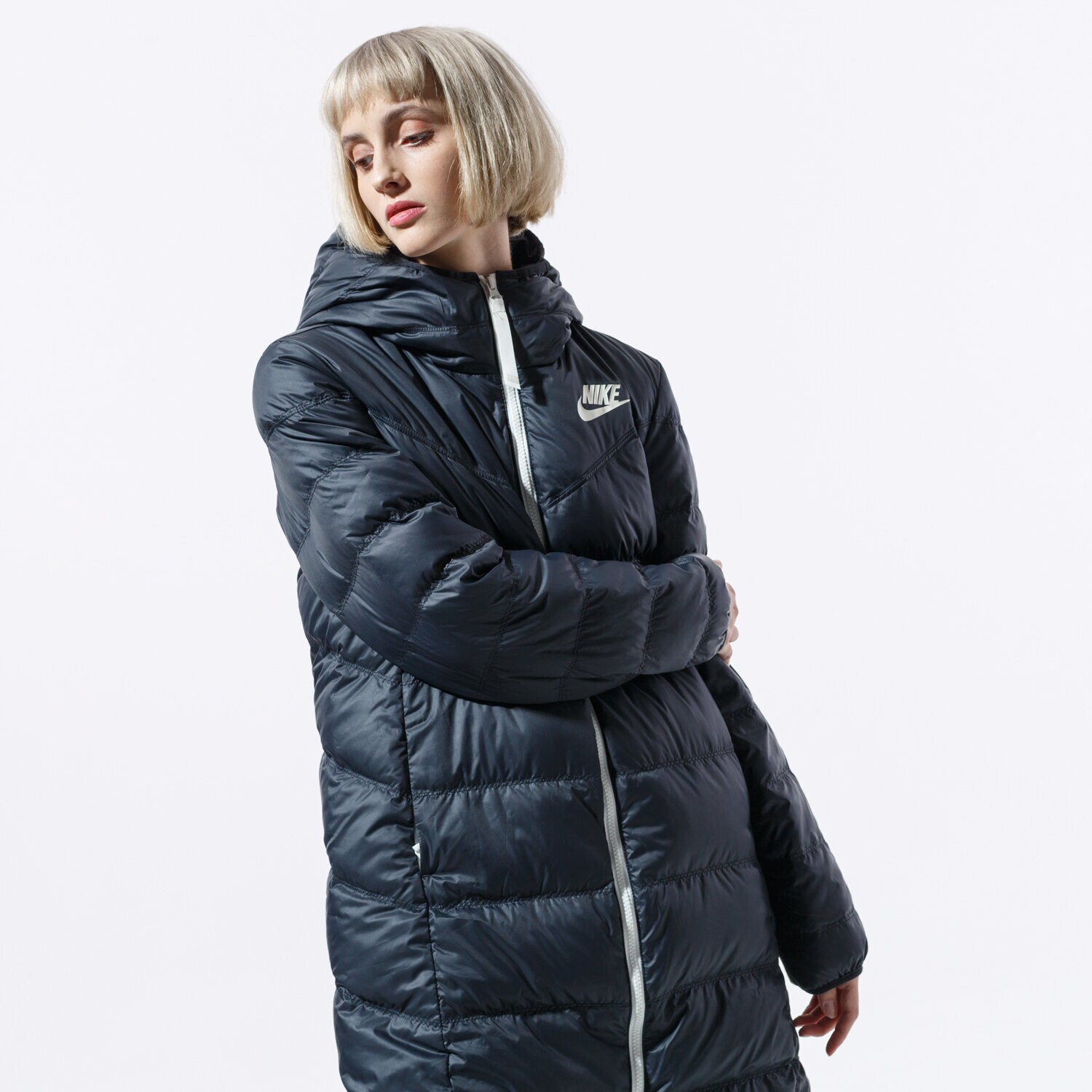 Femei geacă de iarnă NIKE JACHETĂ W NSW WR DWN FILL AOP PD AQ0019-011 Negru