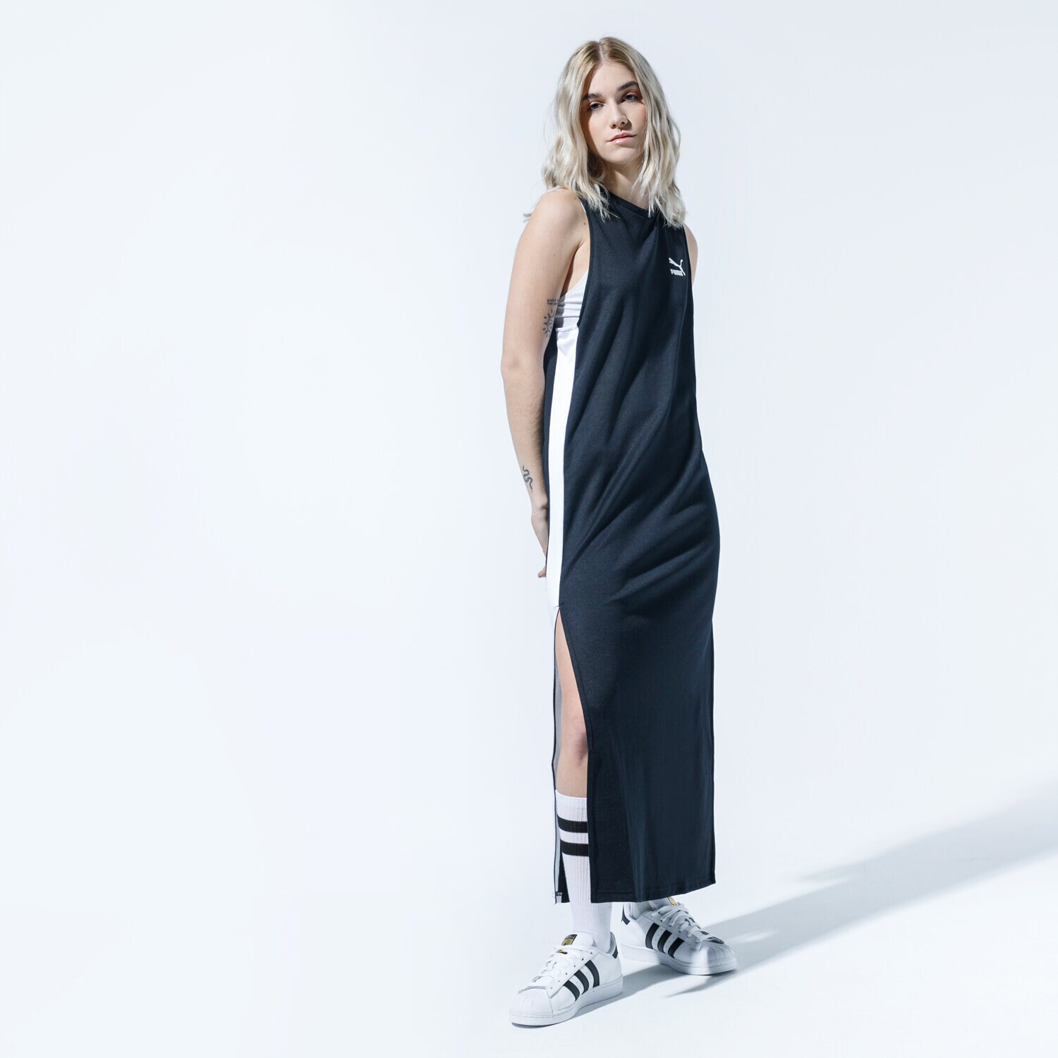 Femei rochii și fuste PUMA ROCHIE TFS TRENINGS 59626101 Negru