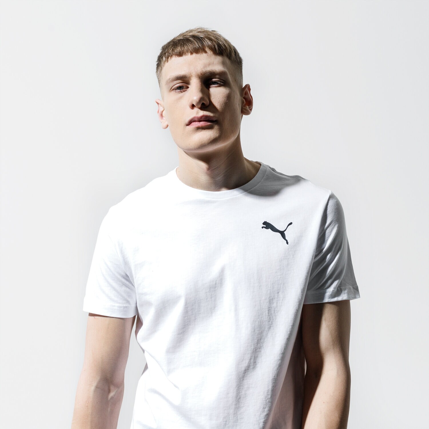 Bărbați tricou PUMA TRICOU ESS SMALL LOGO TEE 85174122 Alb