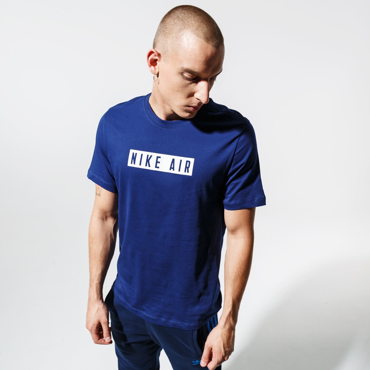 Bărbați tricou NIKE TRICOU SS M NSW SS TEE NIKE AIR 3 BV7641-492 Bleumarin