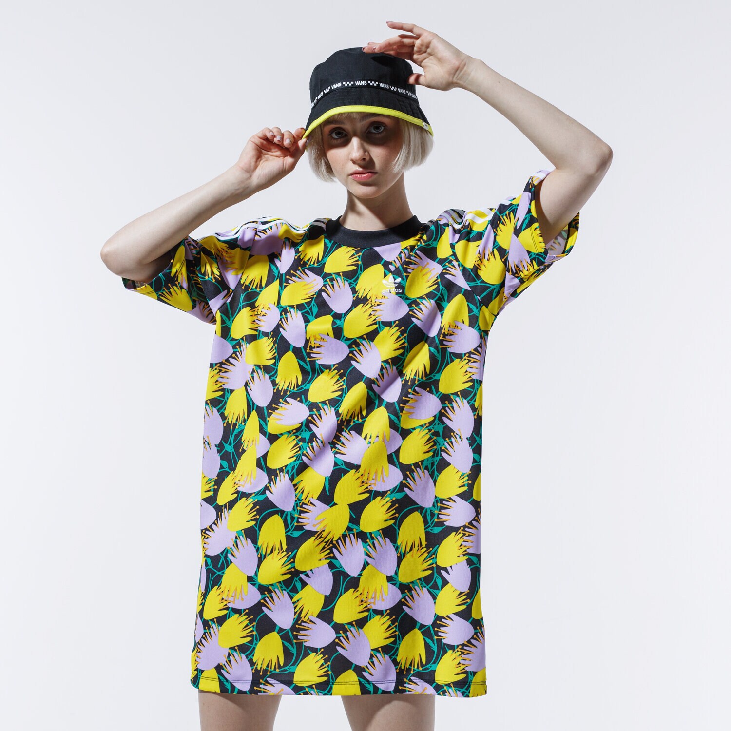 Femei rochii și fuste ADIDAS ROCHIE AOP TEE TRENINGS FL4087 Mulicolor