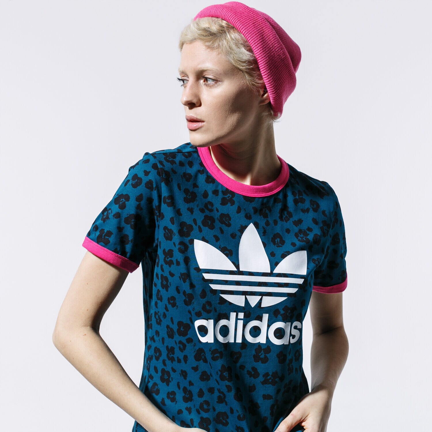 Femei tricou ADIDAS TRICOU SS AOP TEE ED4781 Mulicolor