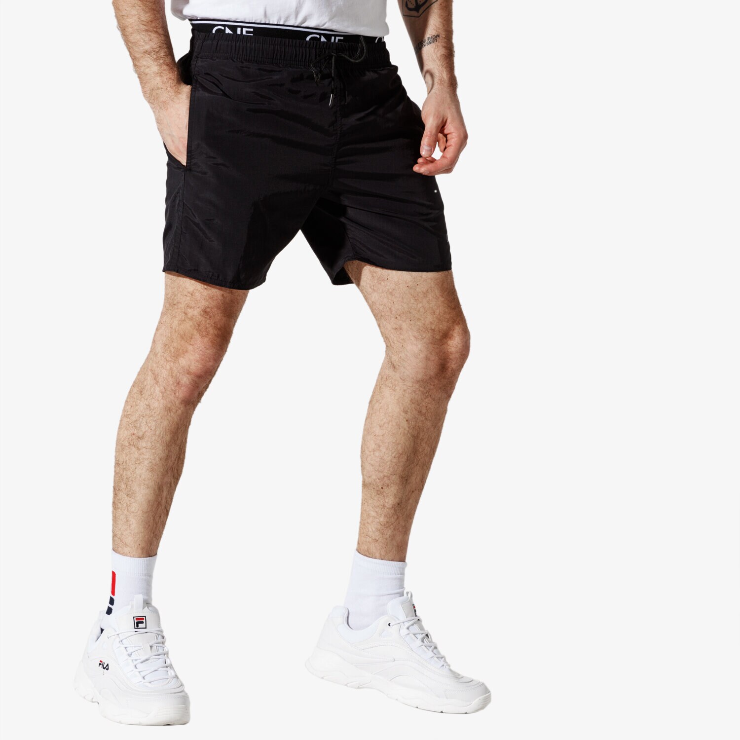 Femei pantaloni scurți CONFRONT SLIPI BAYWATCH CF19SZM35003 Negru