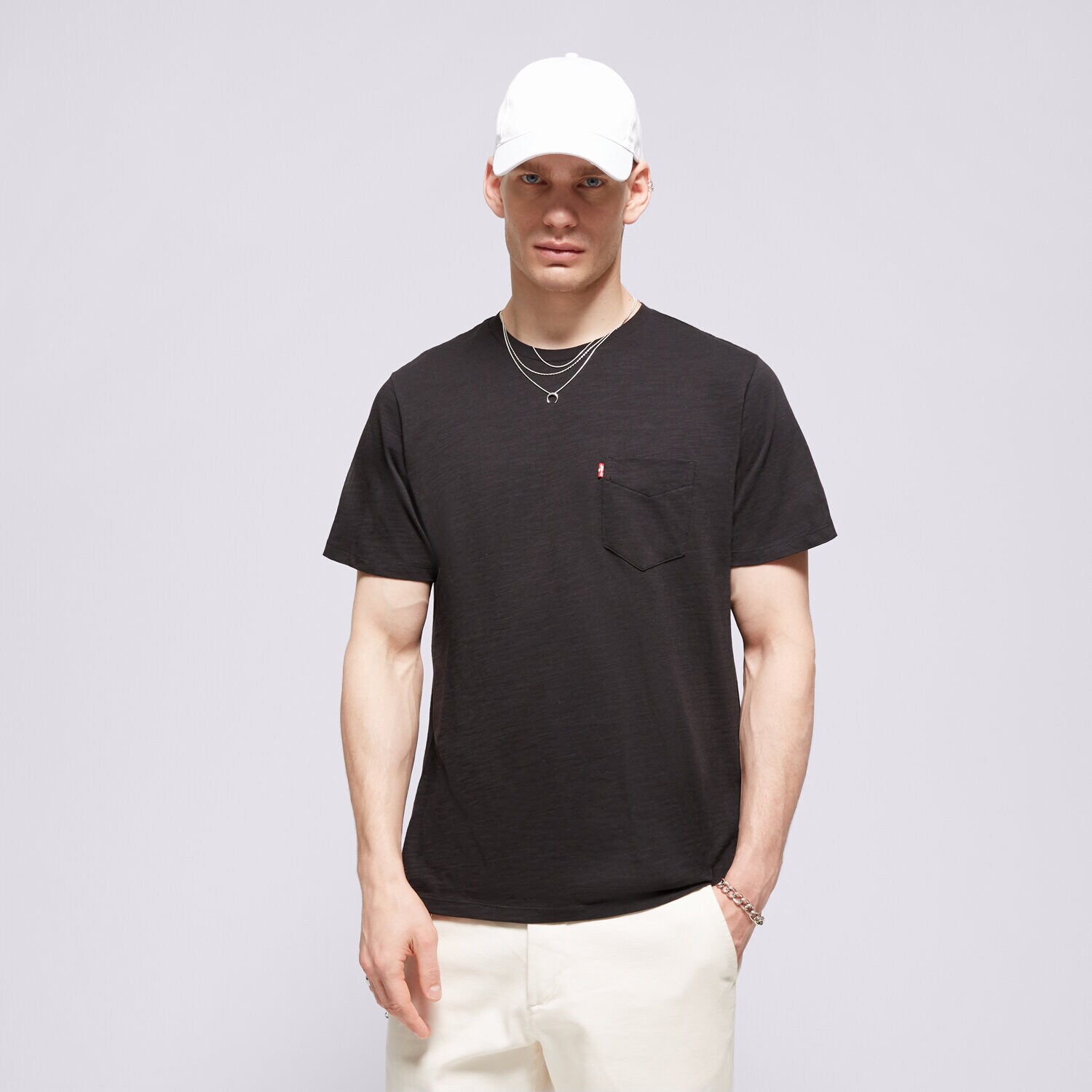 Bărbați tricou LEVI'S TRICOU SS CLASSIC POCKET TEE BLACKS 19342-0177 Negru
