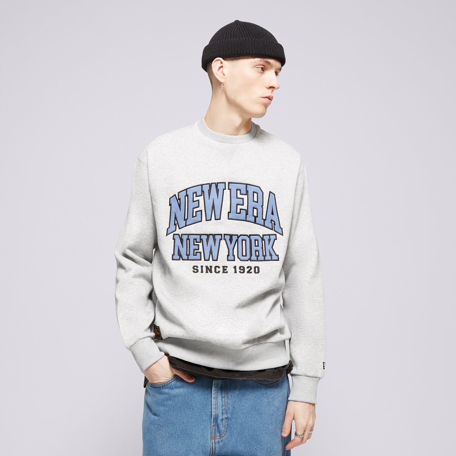 Bărbați bluză NEW ERA BLUZĂ NE ARCH NONE 60435409 Gri