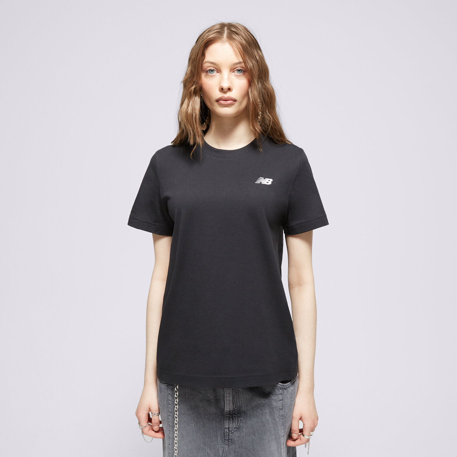 Femei tricou NEW BALANCE TRICOU JERSEY SMALL LOGO WT41509BK Negru