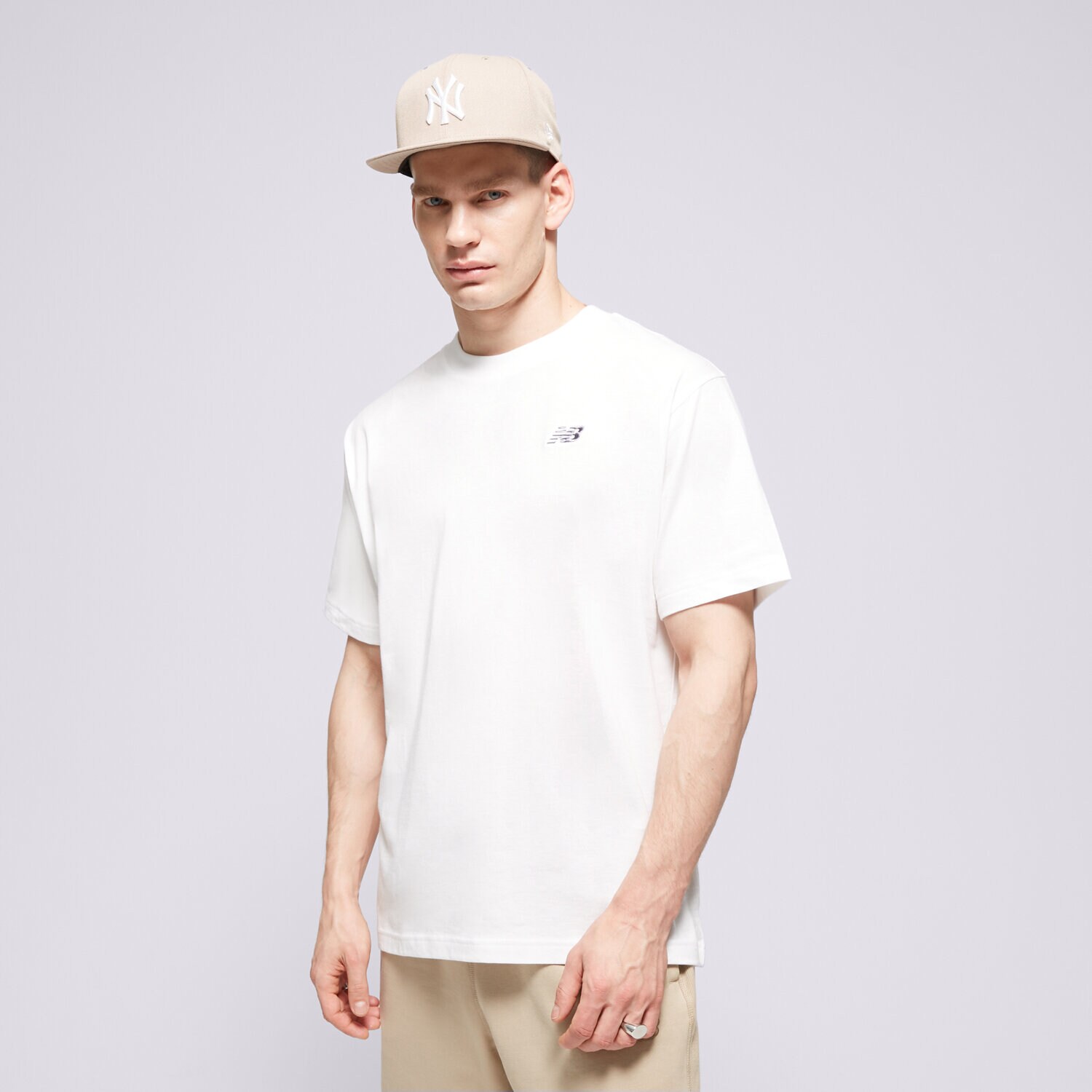 Bărbați tricou NEW BALANCE TRICOU SMALL LOGO MT41509WT Alb