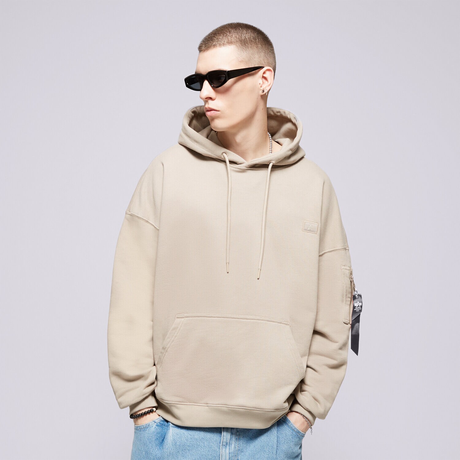 Bărbați bluză ALPHA INDUSTRIES BLUZĂ CU GLUGĂ ALPHA ESSENTIALS RL HOODY 146335679 Bej