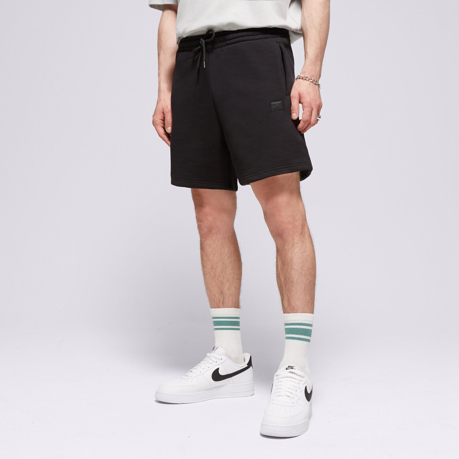 Femei pantaloni scurți ALPHA INDUSTRIES PANTALONI SCURȚI   ALPHA ESSENTIALS RL SHOR 14636303 Negru