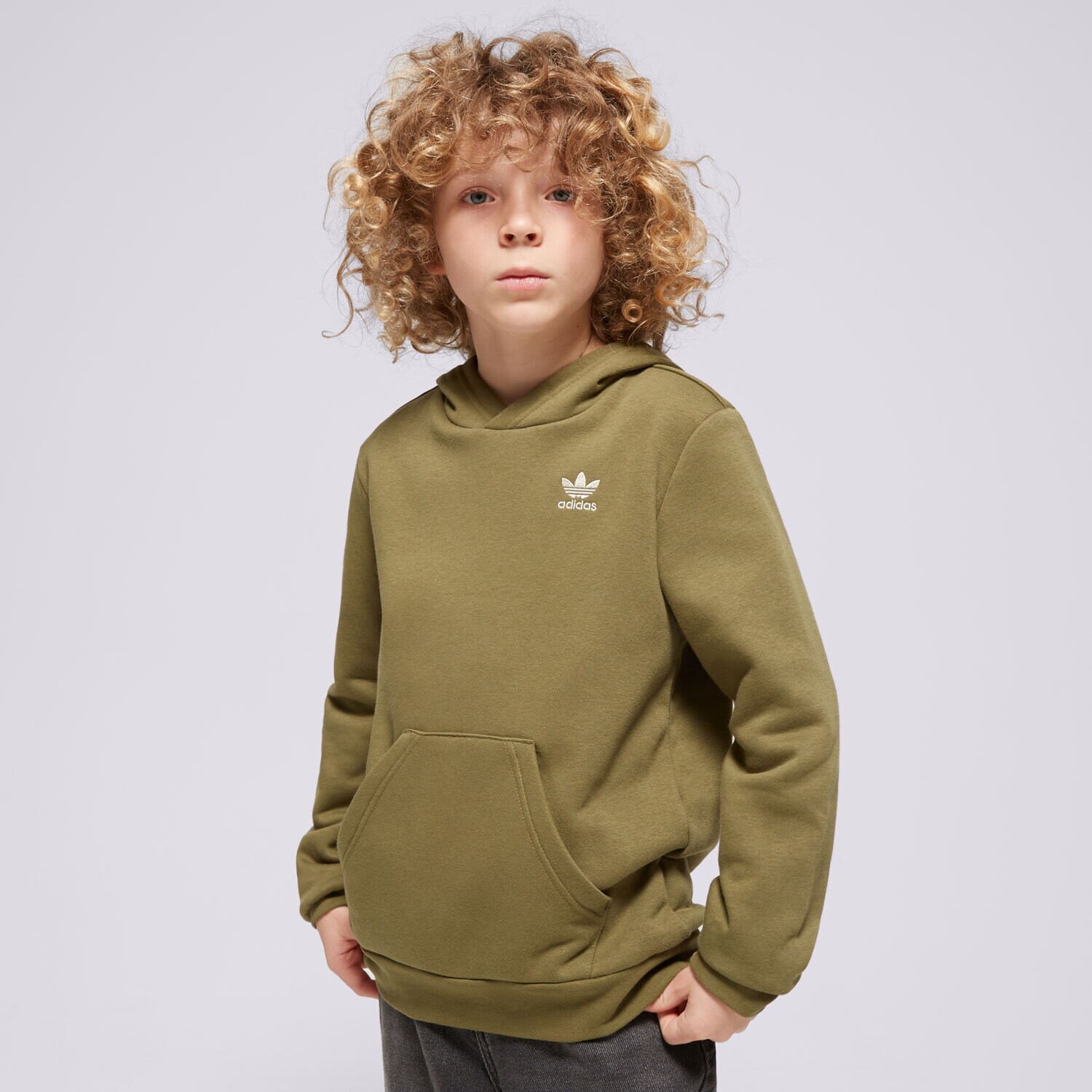 Copii bluză ADIDAS BLUZĂ CU GLUGĂ HOODIE BOY IP3035 Kaki