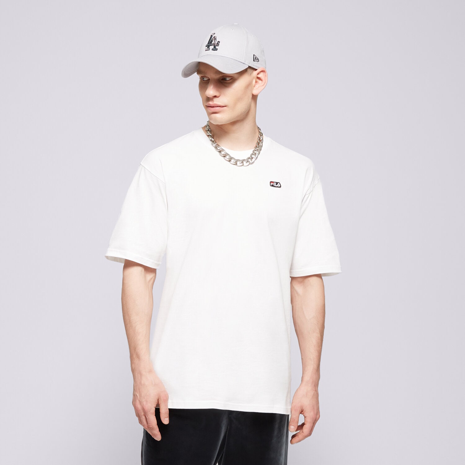 Bărbați tricou FILA TRICOU BADGE LOGO TEE FI124TSM70100 Alb