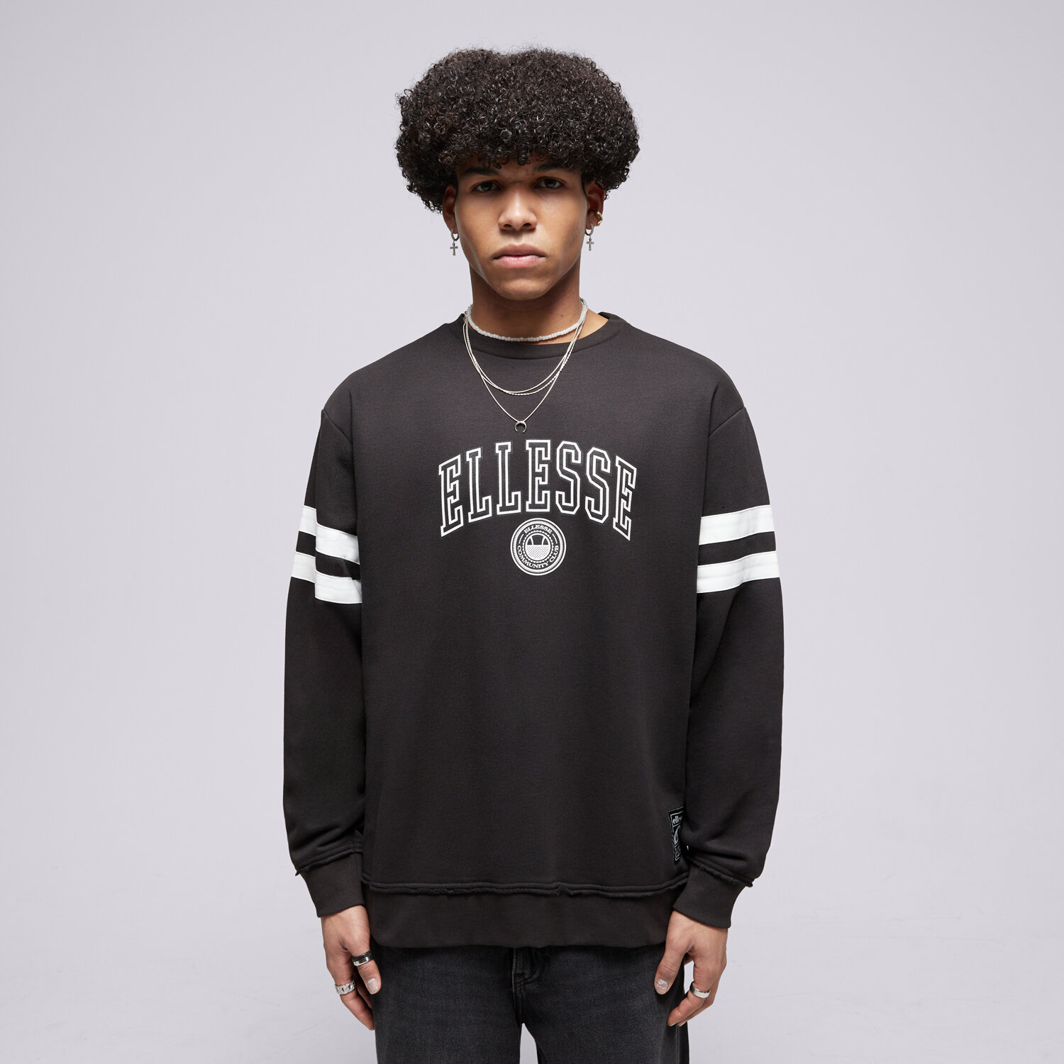 Bărbați bluză ELLESSE BLUZĂ VIVAR SWEATSHIRT WSHD BLK SHV20028079 Negru