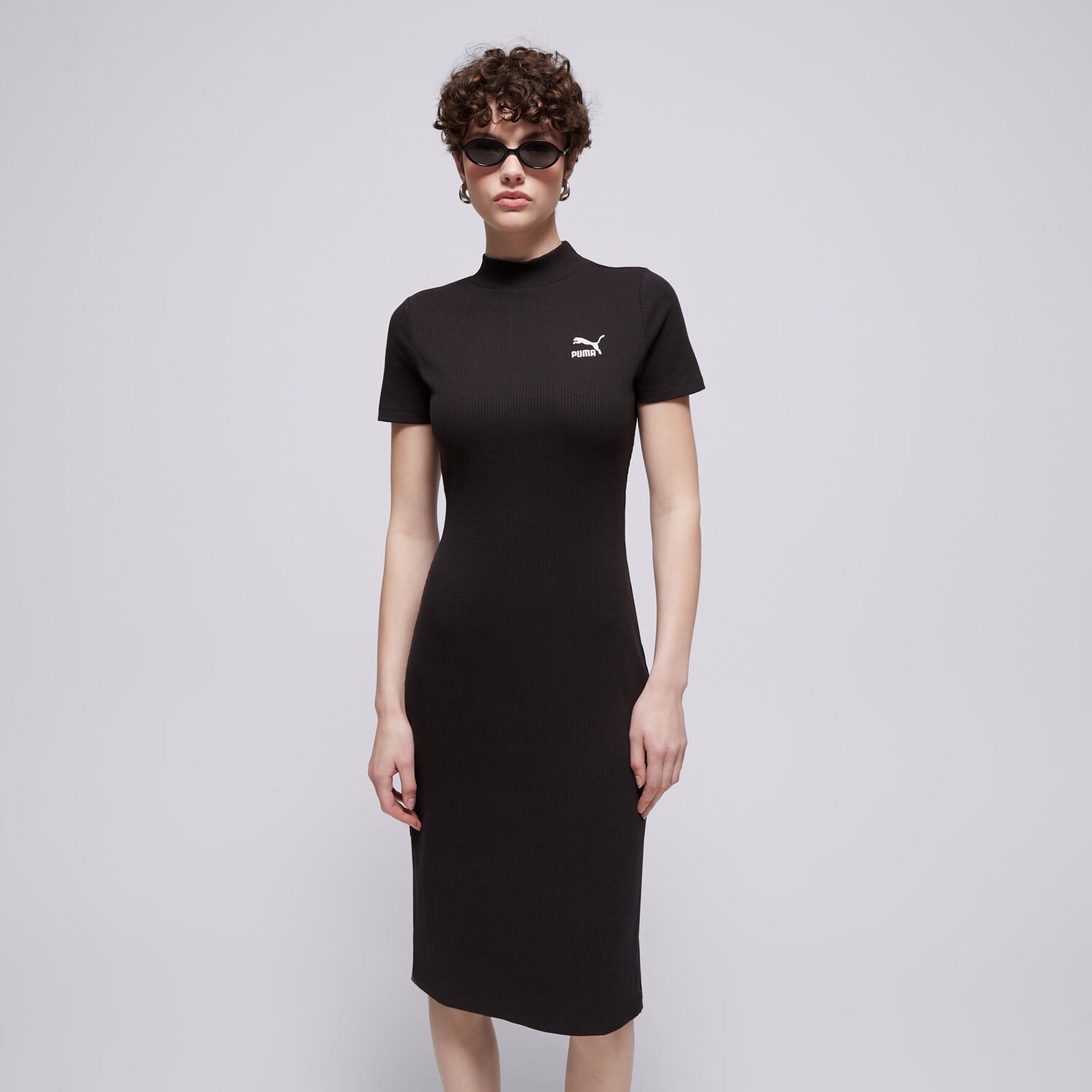 Femei rochii și fuste PUMA ROCHIE CLASSICS RIBBED 62425601 Negru