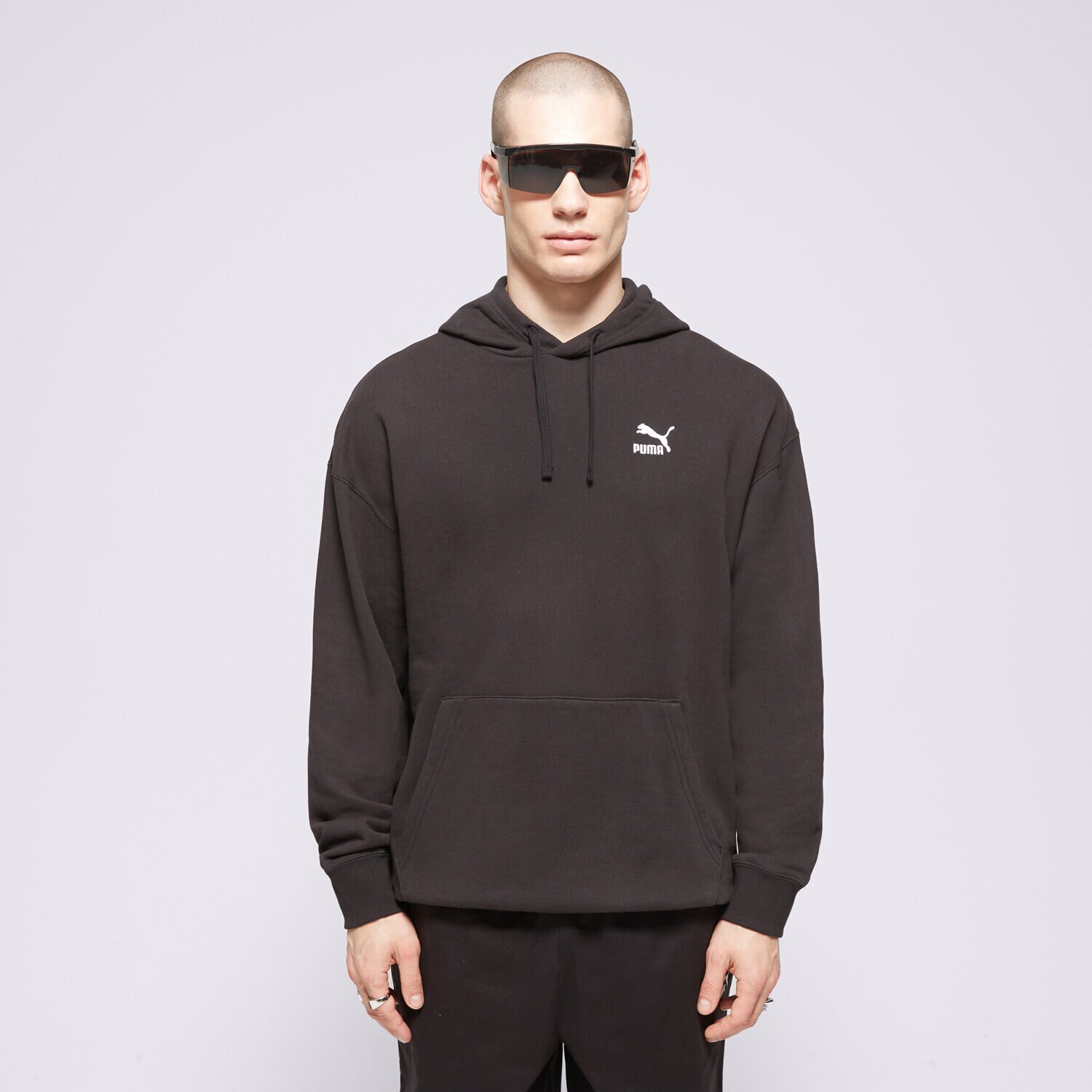 Bărbați bluză PUMA BLUZĂ CU GLUGĂ BETTER CLASSICS RELAXED 62424101 Negru