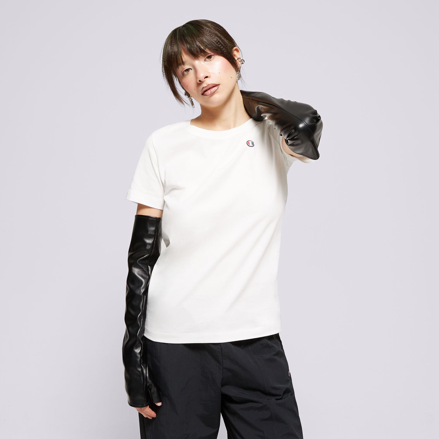 Femei tricou CHAMPION TRICOU CREWNECK TEE 117648WW001 Alb