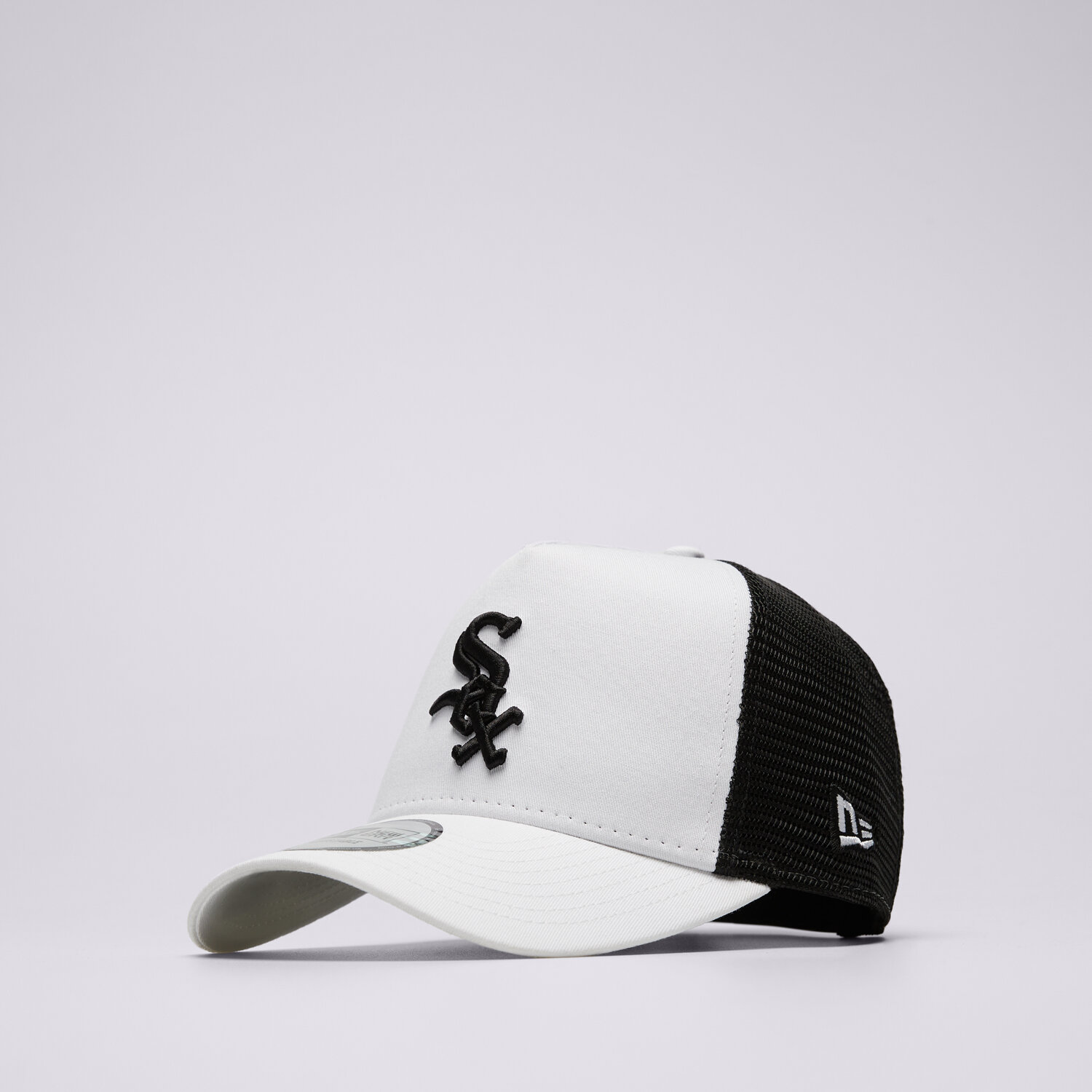 Bărbați șapcă NEW ERA CACIULA LE TRUCKER SOX CHICAGO WHITE SOX 60435244 Alb