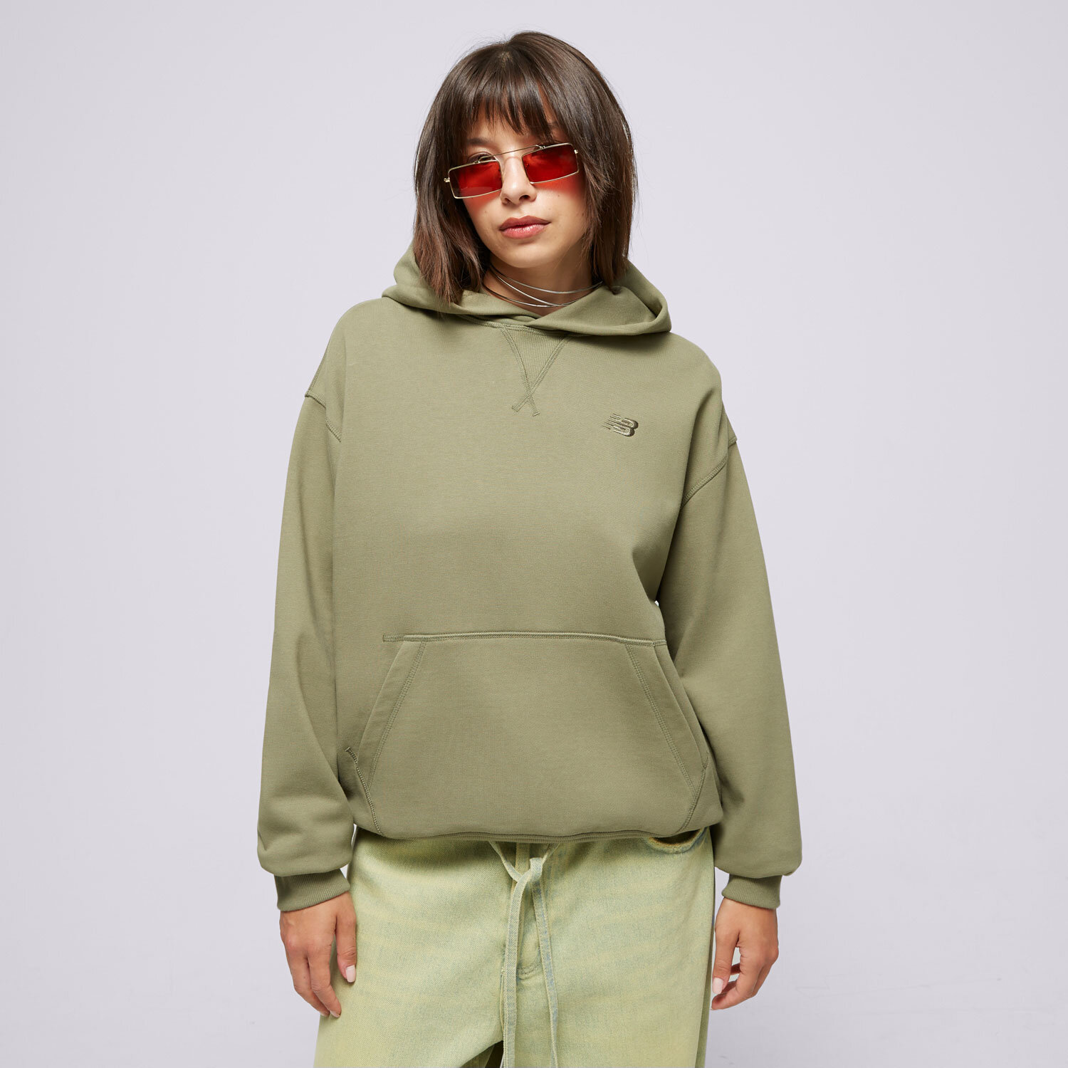 Femei bluză NEW BALANCE BLUZĂ CU GLUGĂ ATHLETICS FT WT41537DEK Kaki