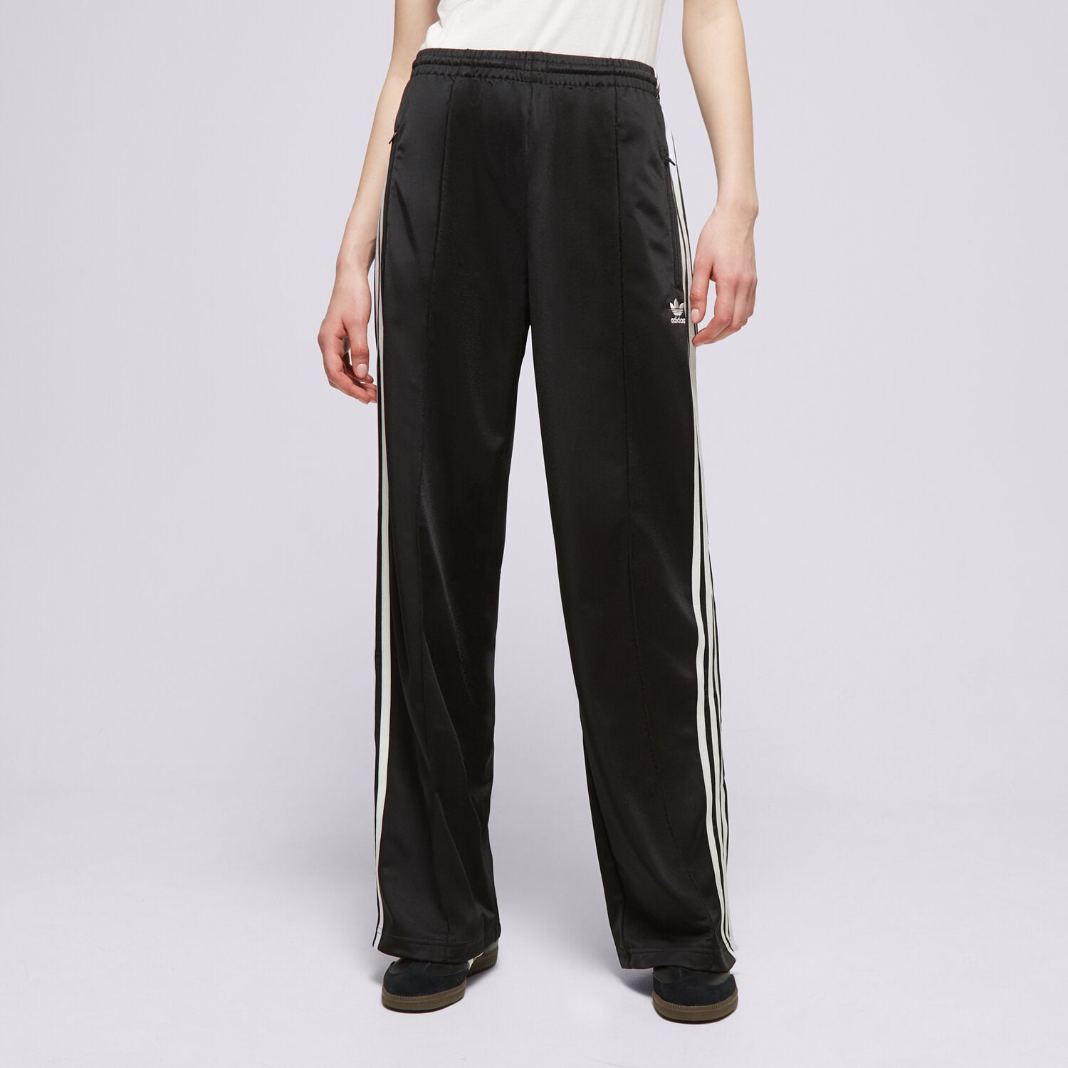 Femei pantaloni ADIDAS PANTALONI  FIREBIRD TP IT7404 Negru