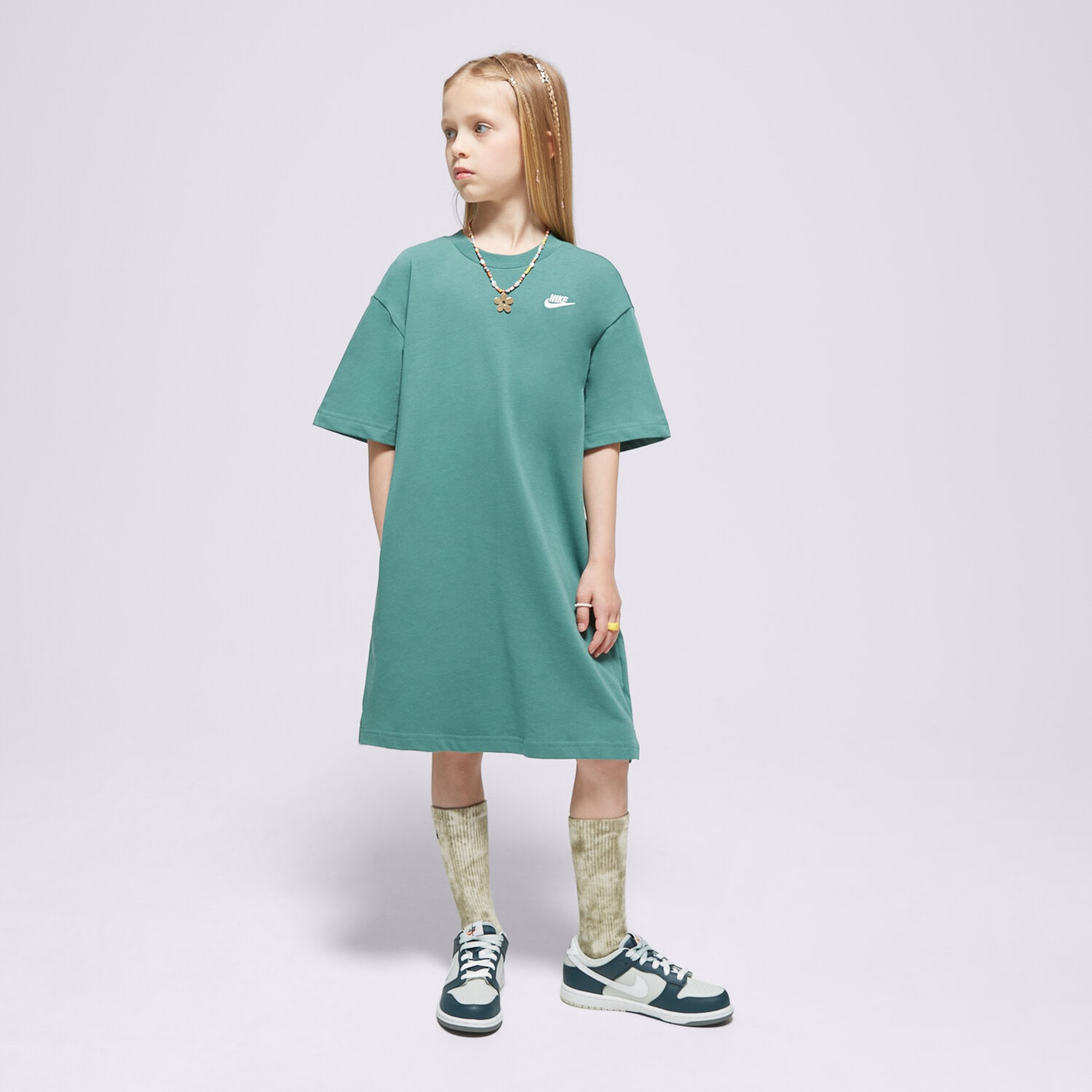 Pantaloni scurți și rochii pentru copii NIKE ROCHIE NIKE SPORTSWEAR GIRL FB1258-361 Verde