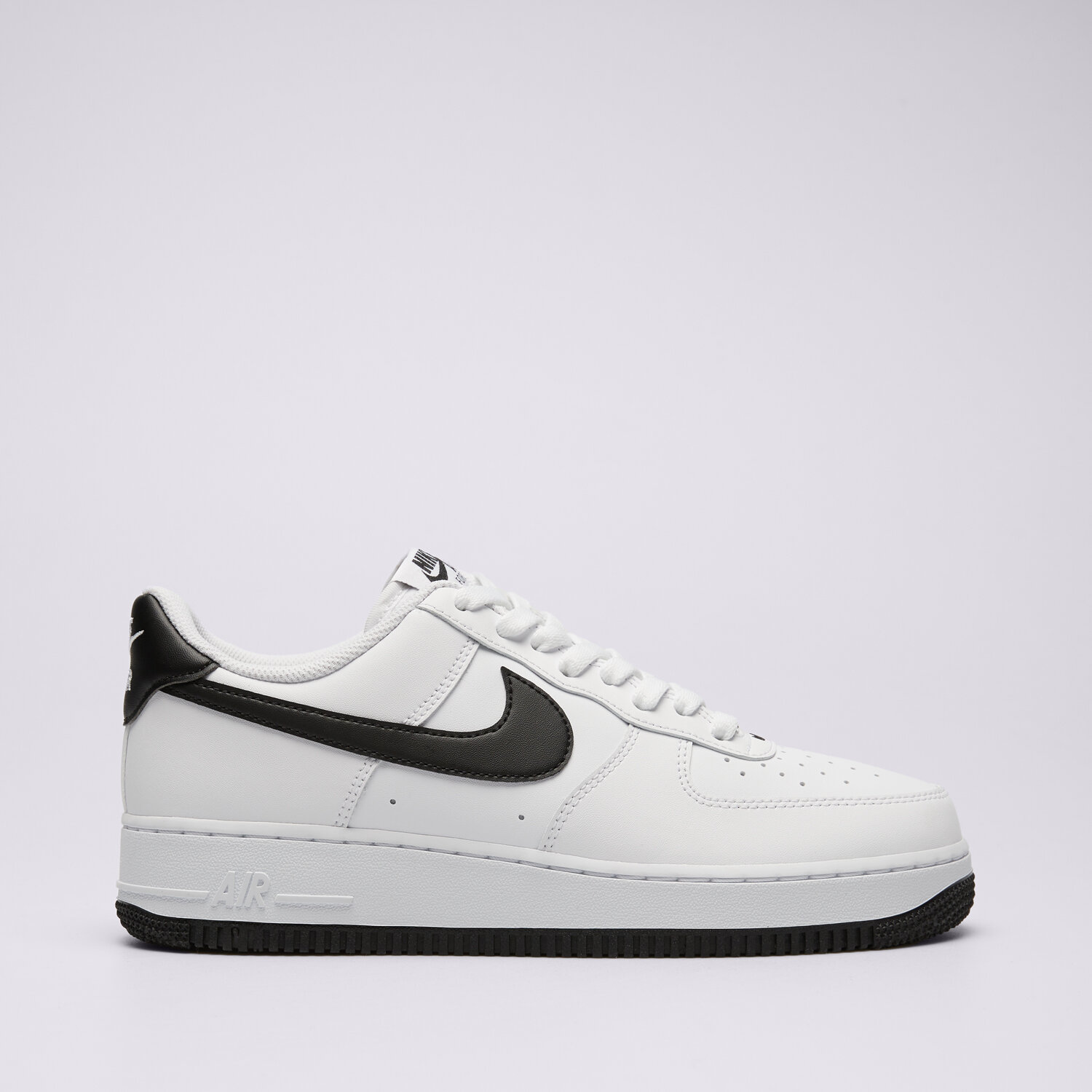 Barbați pantofi sport NIKE AIR FORCE 1 '07  FQ4296-101 Alb