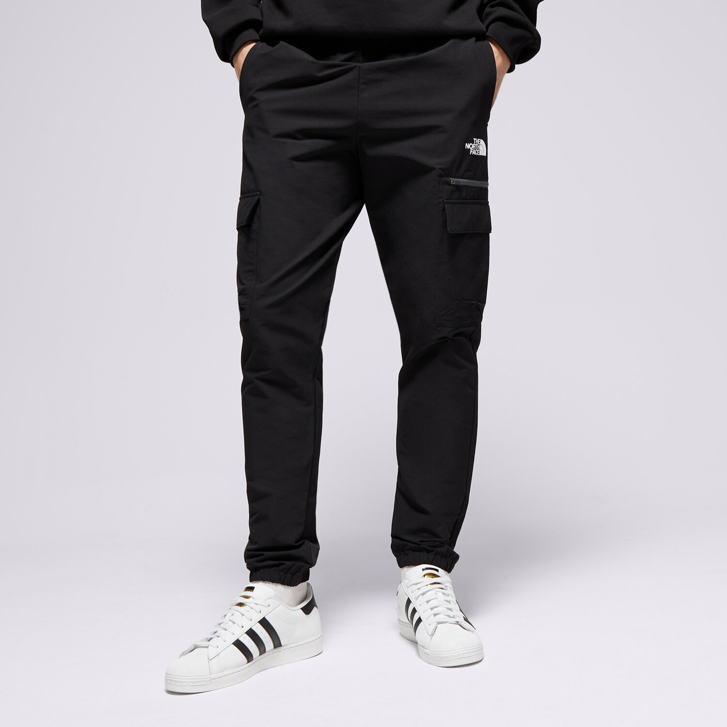 Bărbați pantaloni THE NORTH FACE PANTALONI  $NEW TRISH CARGO PT BK' NF0A86N5JK31 Negru
