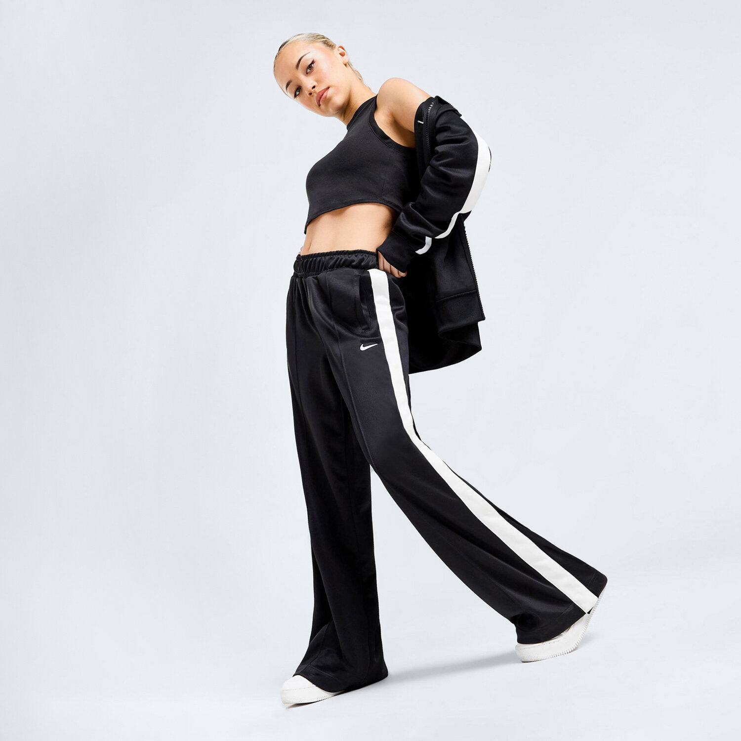 Femei pantaloni NIKE PANTALONI  W NSW PK PANT SW STREETSWEAR FZ7279-010 Negru