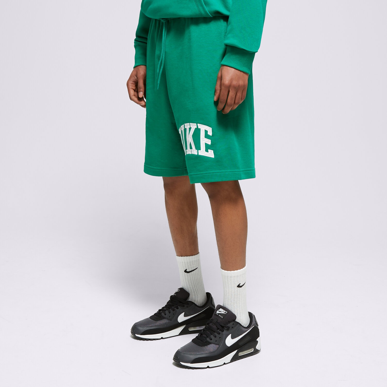 Femei pantaloni scurți NIKE PANTALONI SCURȚI M NK CLUB FT SHORT APLQ ARCH FQ4092-365 Verde