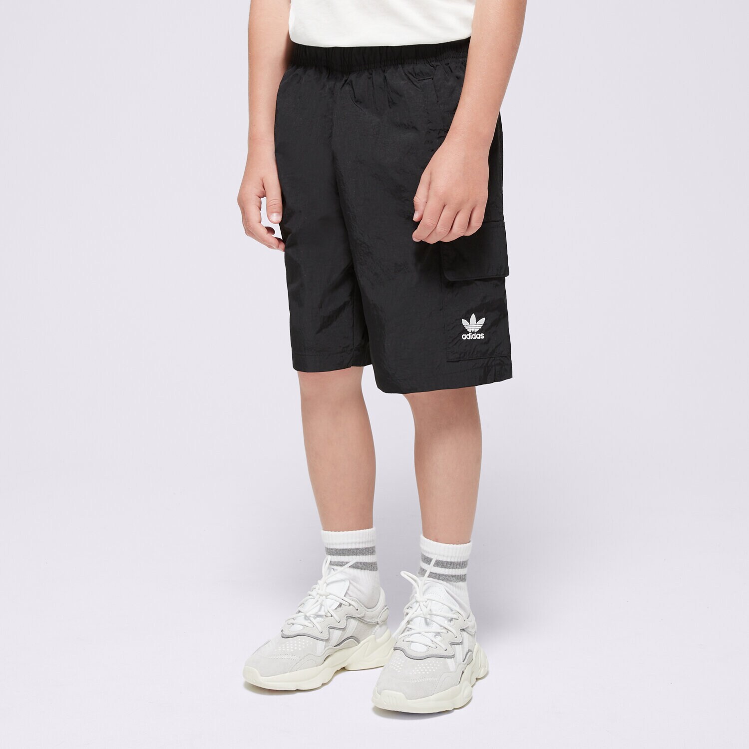 Pantaloni scurți și rochii pentru copii ADIDAS PANTALONI SCURȚI CARGO SHORTS BOY IT5437 Negru