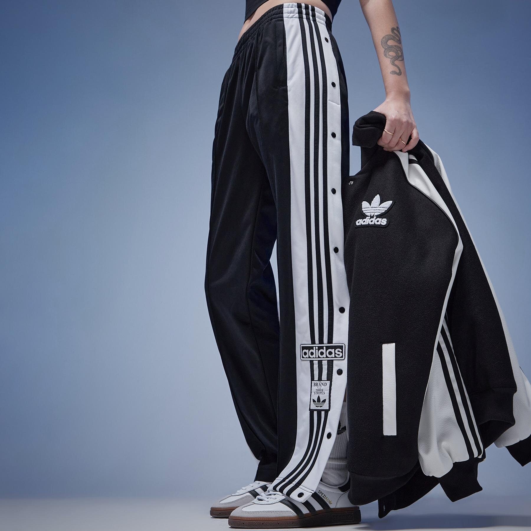 Femei pantaloni ADIDAS PANTALONI  ADIBREAK PANT IU2519 Negru