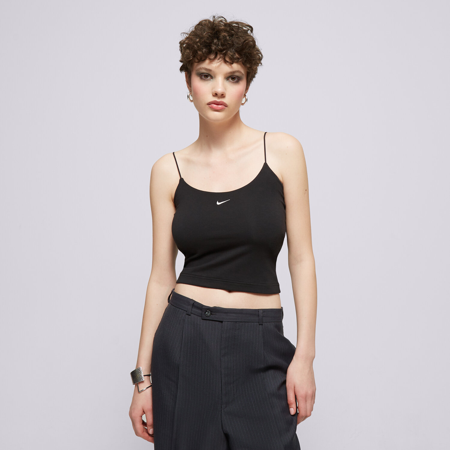 Femei tricou NIKE TOP W NSW NK CHLL KNT CAMI FN3685-010 Negru