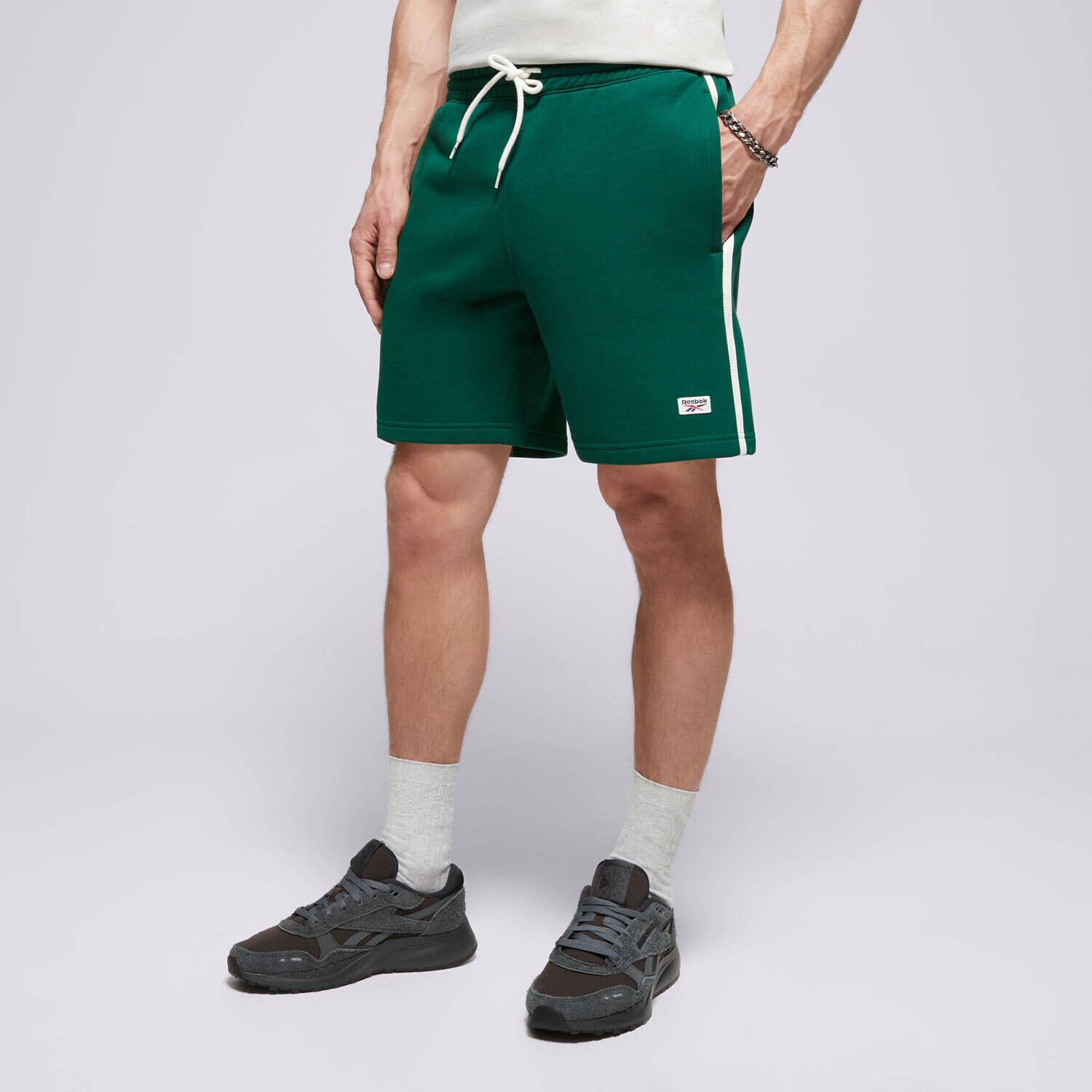 Femei pantaloni scurți REEBOK PANTALONI SCURȚI COURT SPORT SHORT 100075659 Verde