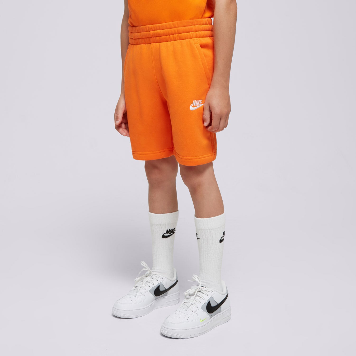 Pantaloni scurți și rochii pentru copii NIKE PANTALONI SCURȚI SPORTSWEAR CLUB FLEECE BOY FD3015-819 Portocaliu