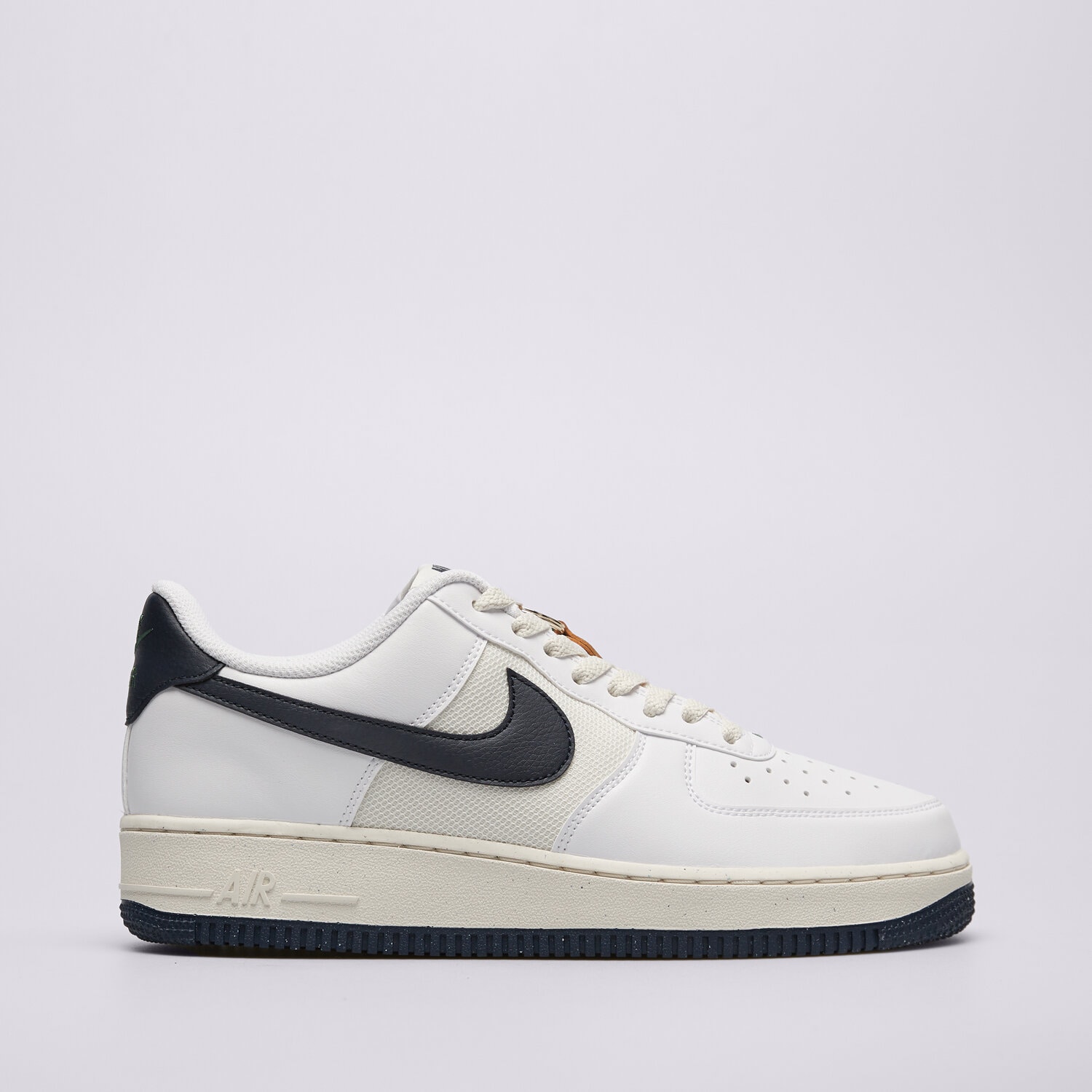 Barbați pantofi sport NIKE AIR FORCE 1 '07 NN HF4298-100 Alb